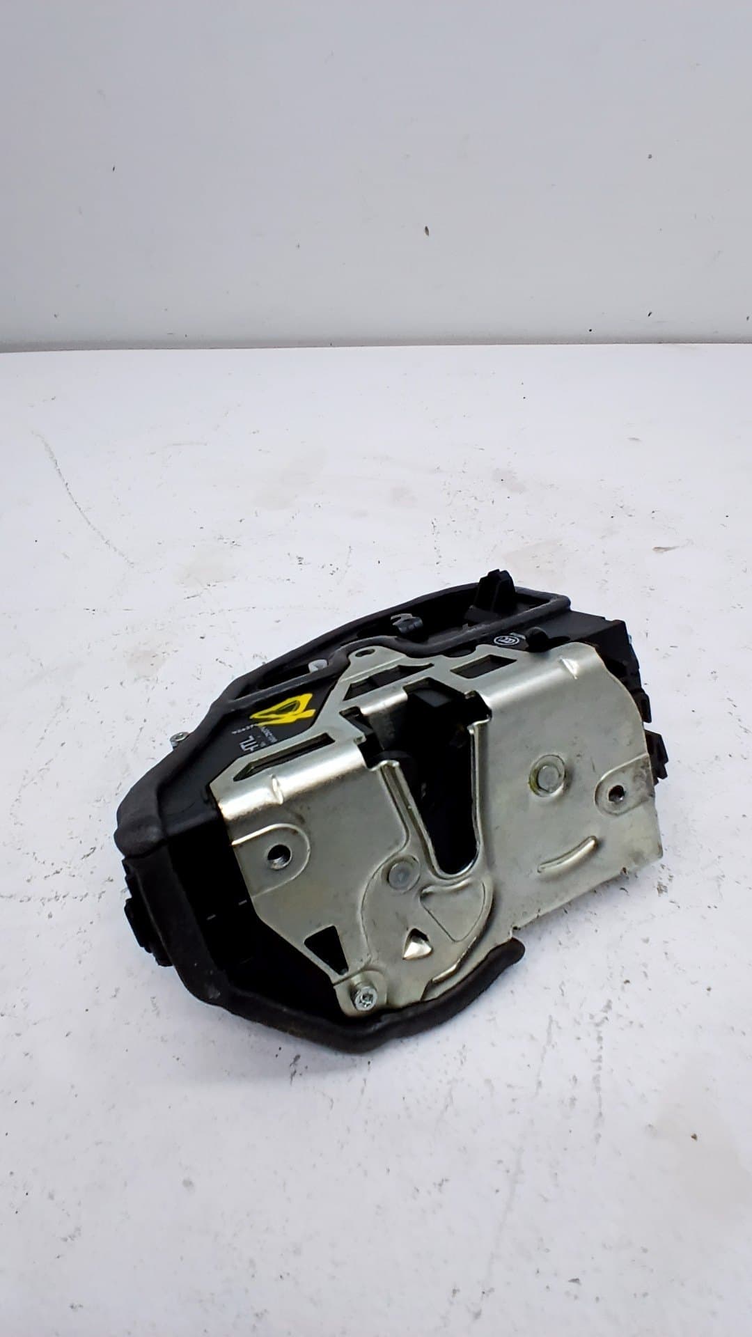 Cerradura puerta trasera izquierda BMW SERIE 3 BERLINA (E90) 4