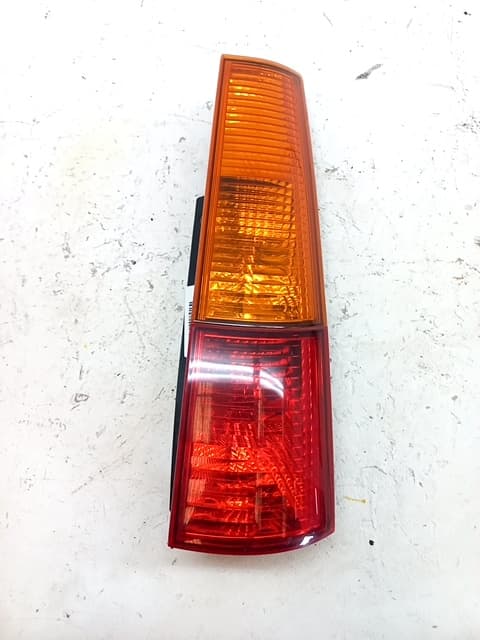 Piloto trasero derecho SUZUKI IGNIS I (FH) 2