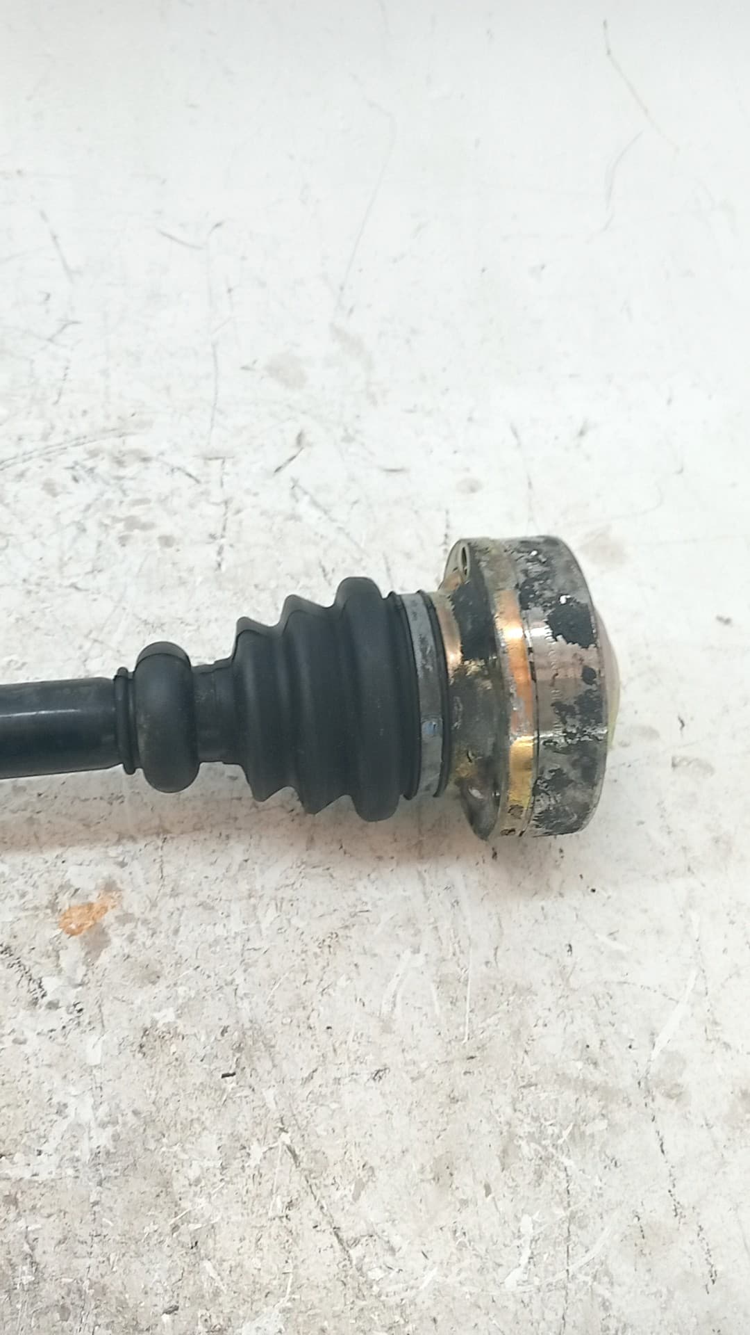 Transmision delantera izquierda AUDI A6 BERLINA (4B2) 3