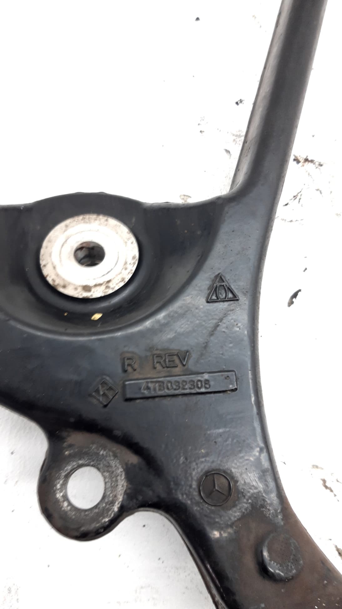 Brazo suspension inferior trasero derecho MERCEDES-BENZ CLASE M (W163) 2