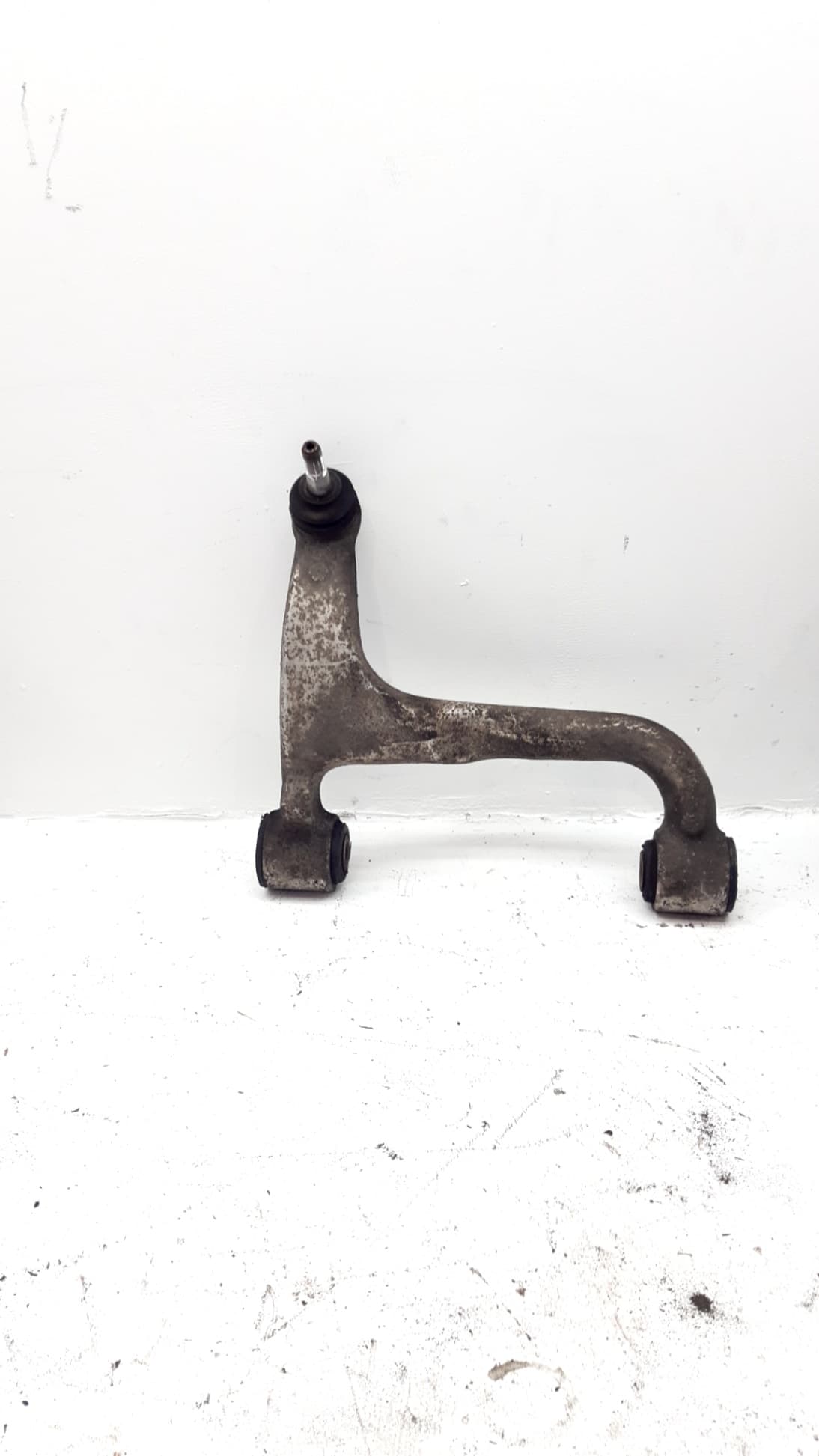 Brazo suspension superior trasero izquierdo MERCEDES-BENZ CLASE M (W163) 2