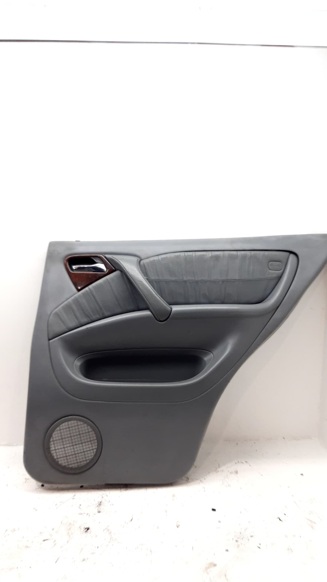 Guarnecido puerta trasera derecha MERCEDES-BENZ CLASE M (W163) 2
