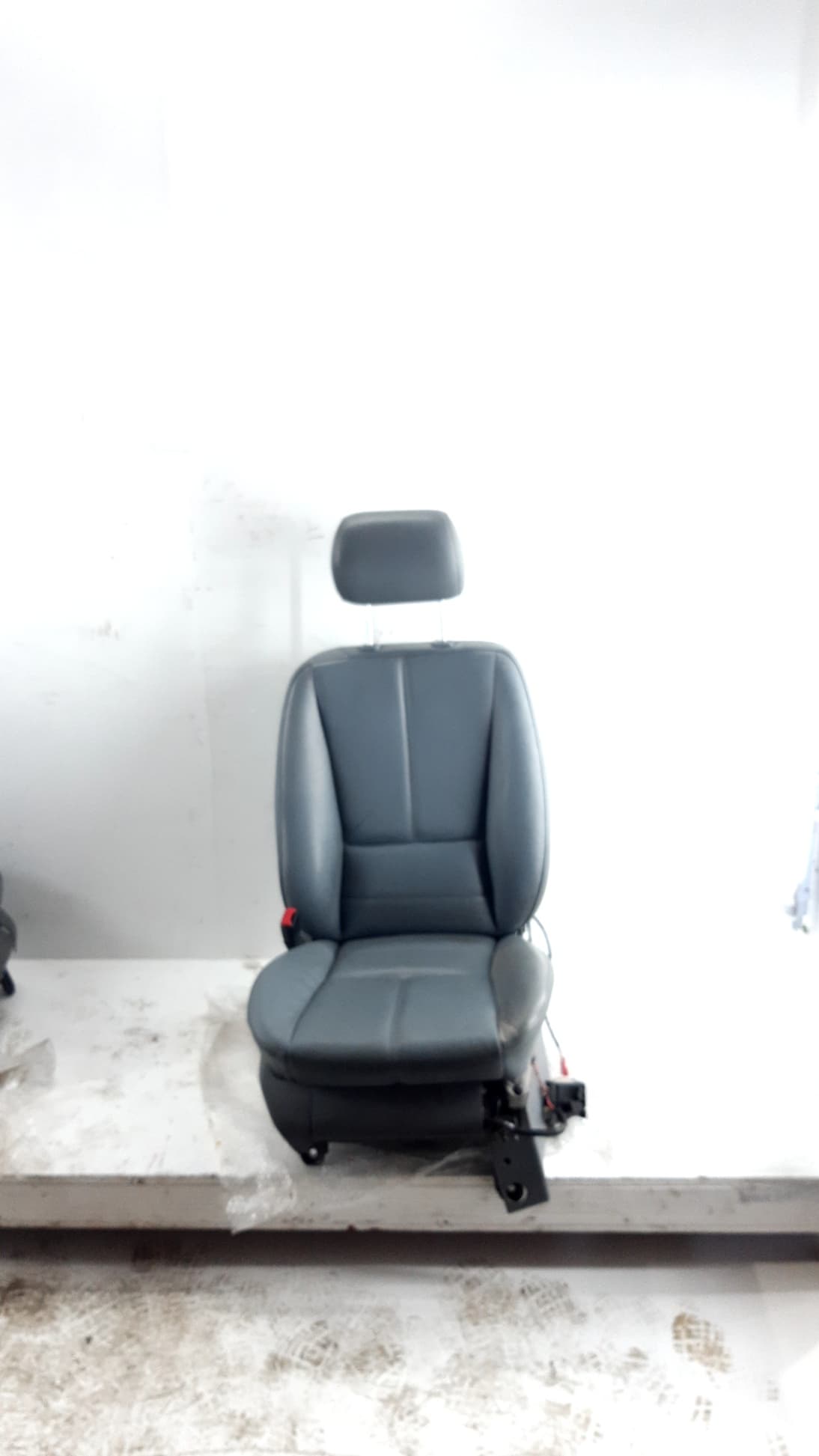 Asiento delantero izquierdo MERCEDES-BENZ CLASE M (W163)