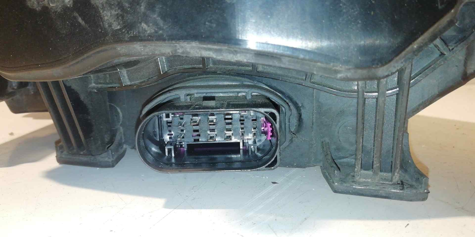 Faro derecho FORD MONDEO BERLINA (GD) 3