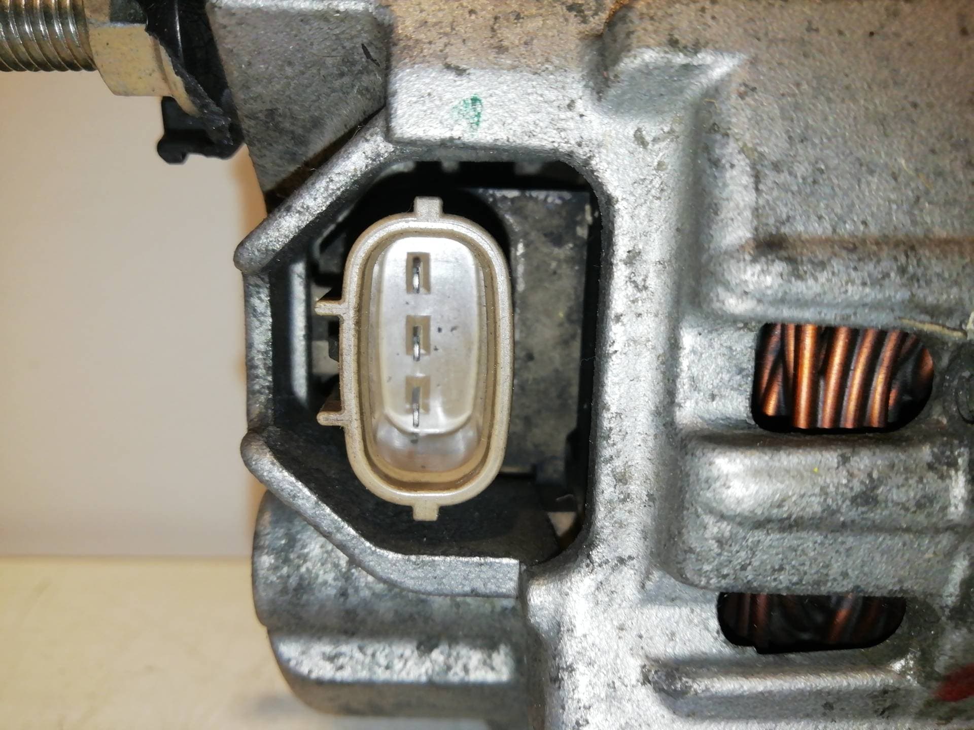 Alternador NISSAN X-TRAIL (T31) 4