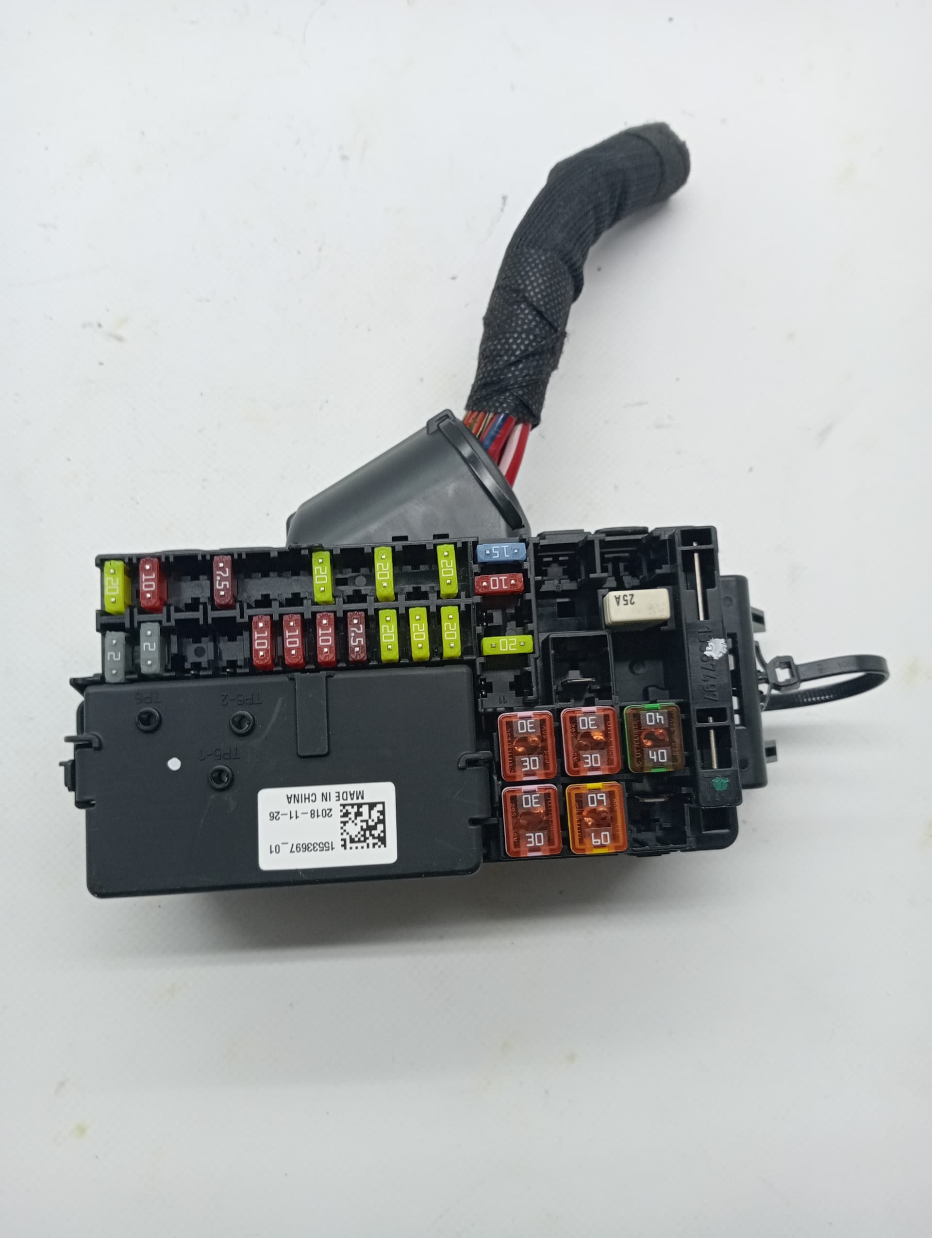 Caja reles / fusibles OPEL ASTRA J GTC 3
