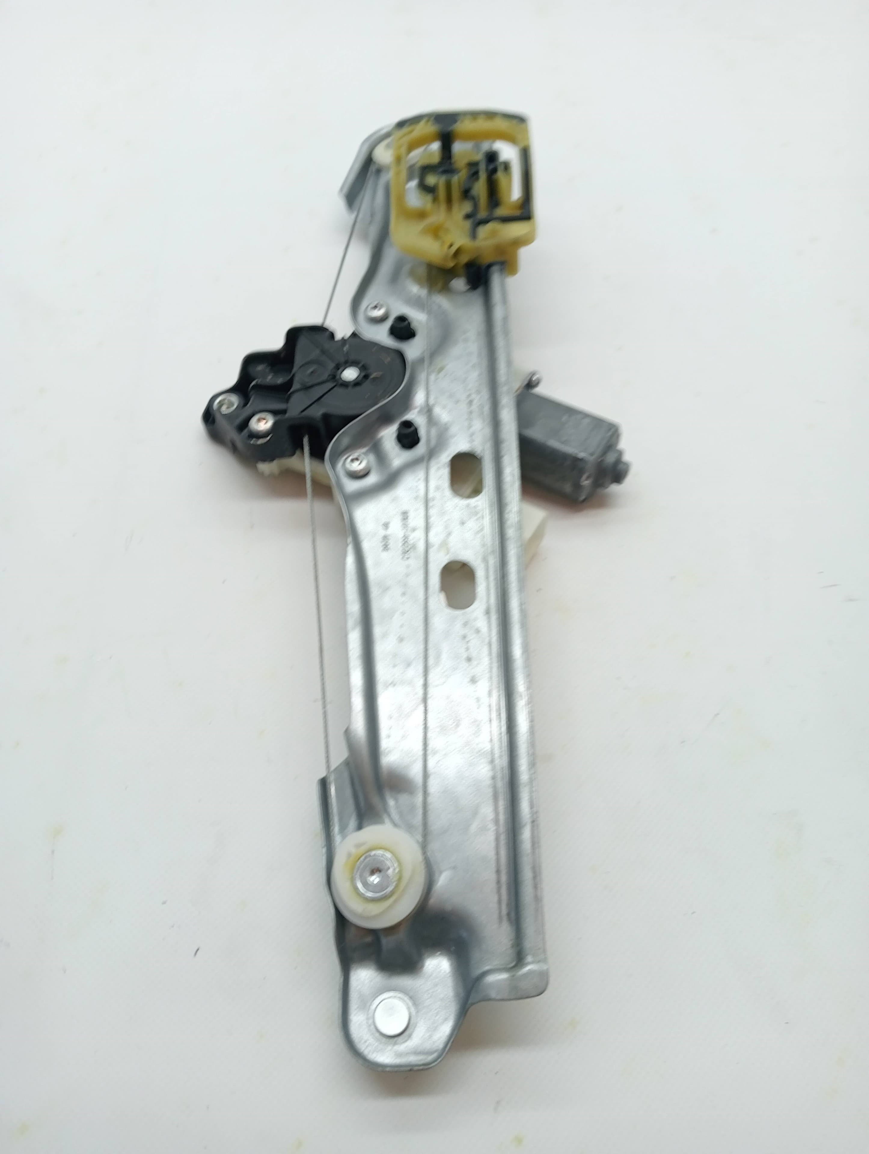 Elevalunas trasero izquierdo OPEL ASTRA J GTC 2