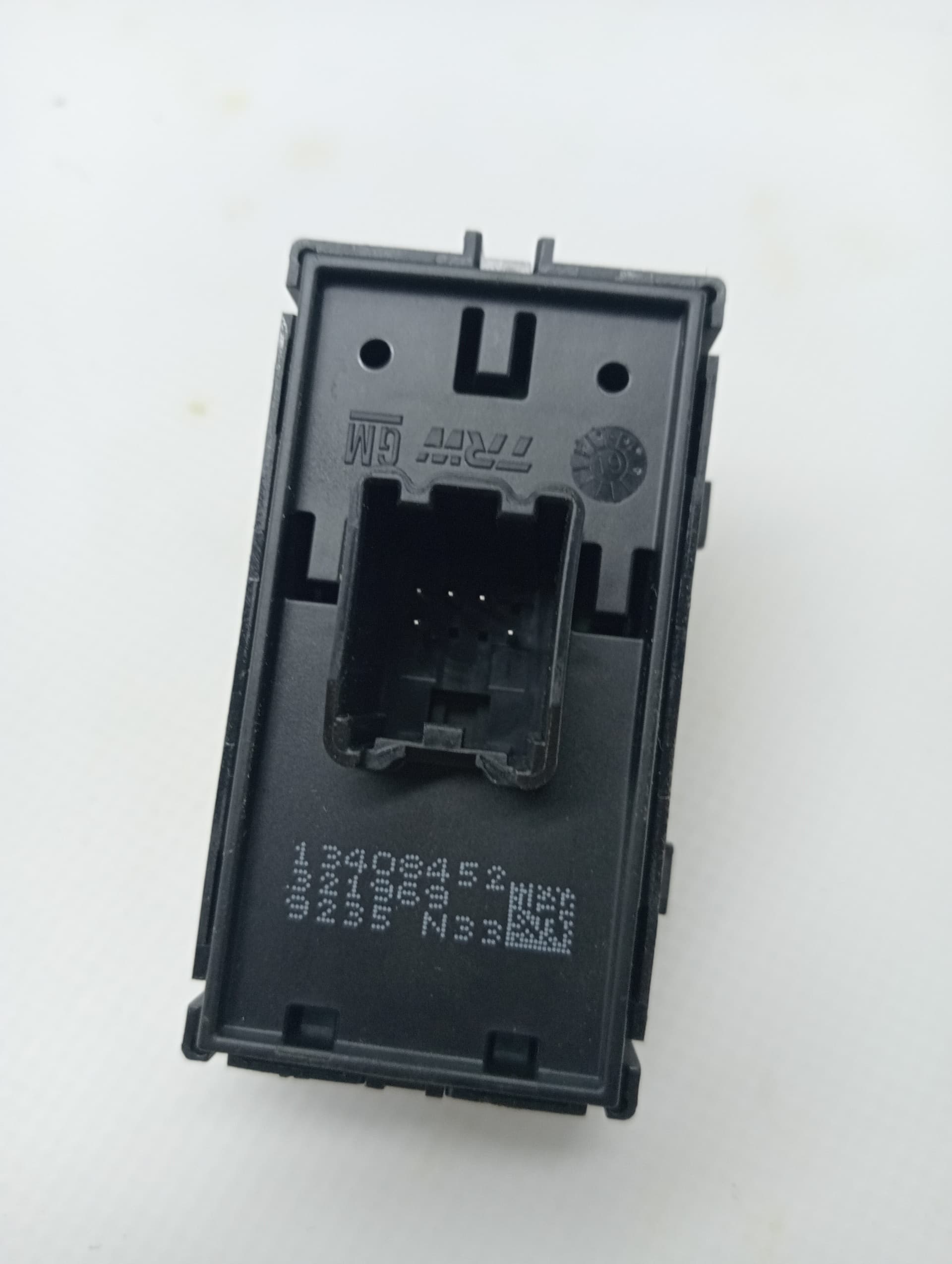 Mando elevalunas trasero derecho OPEL ASTRA J GTC 3