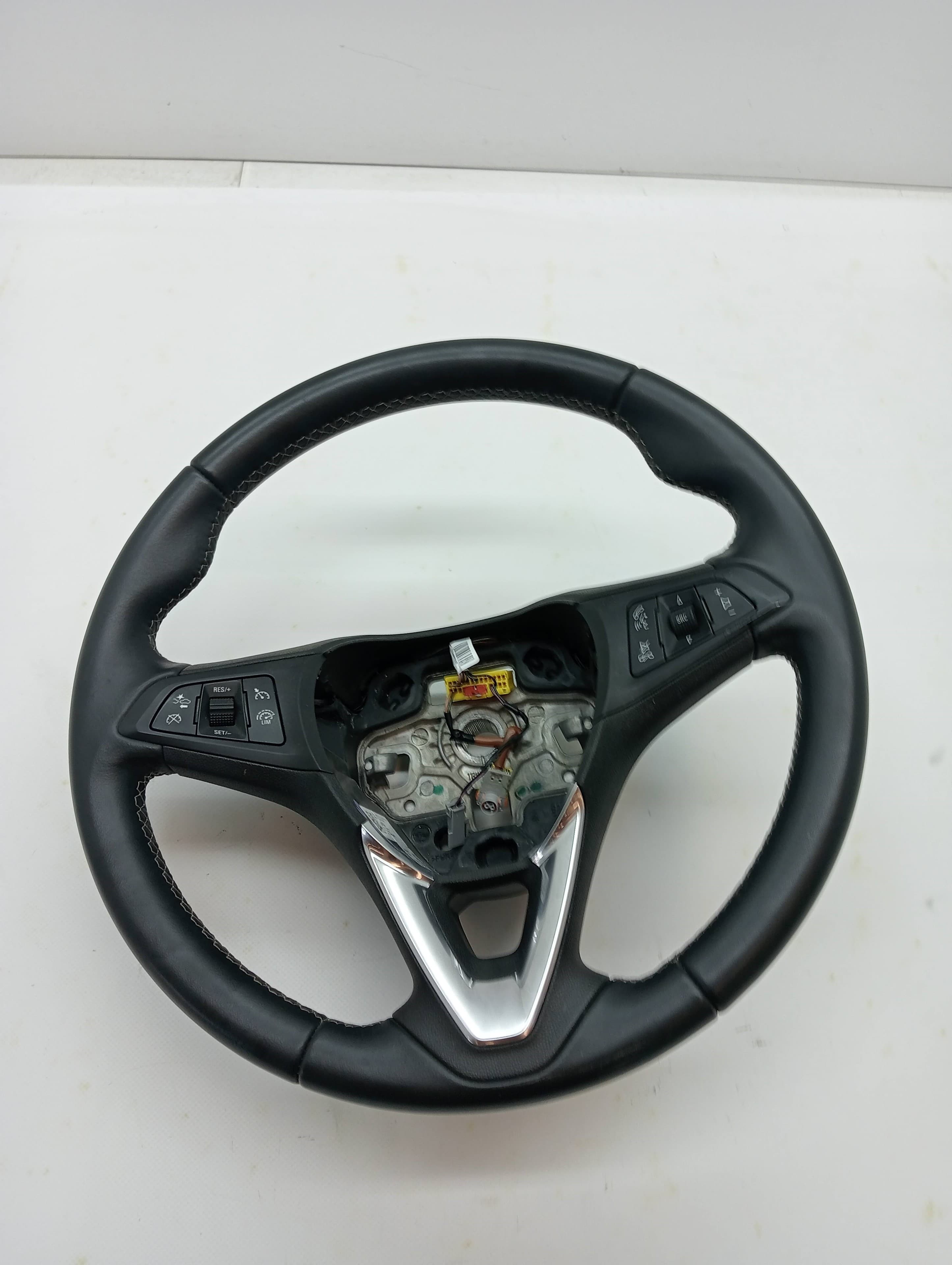 Volante OPEL ASTRA J GTC