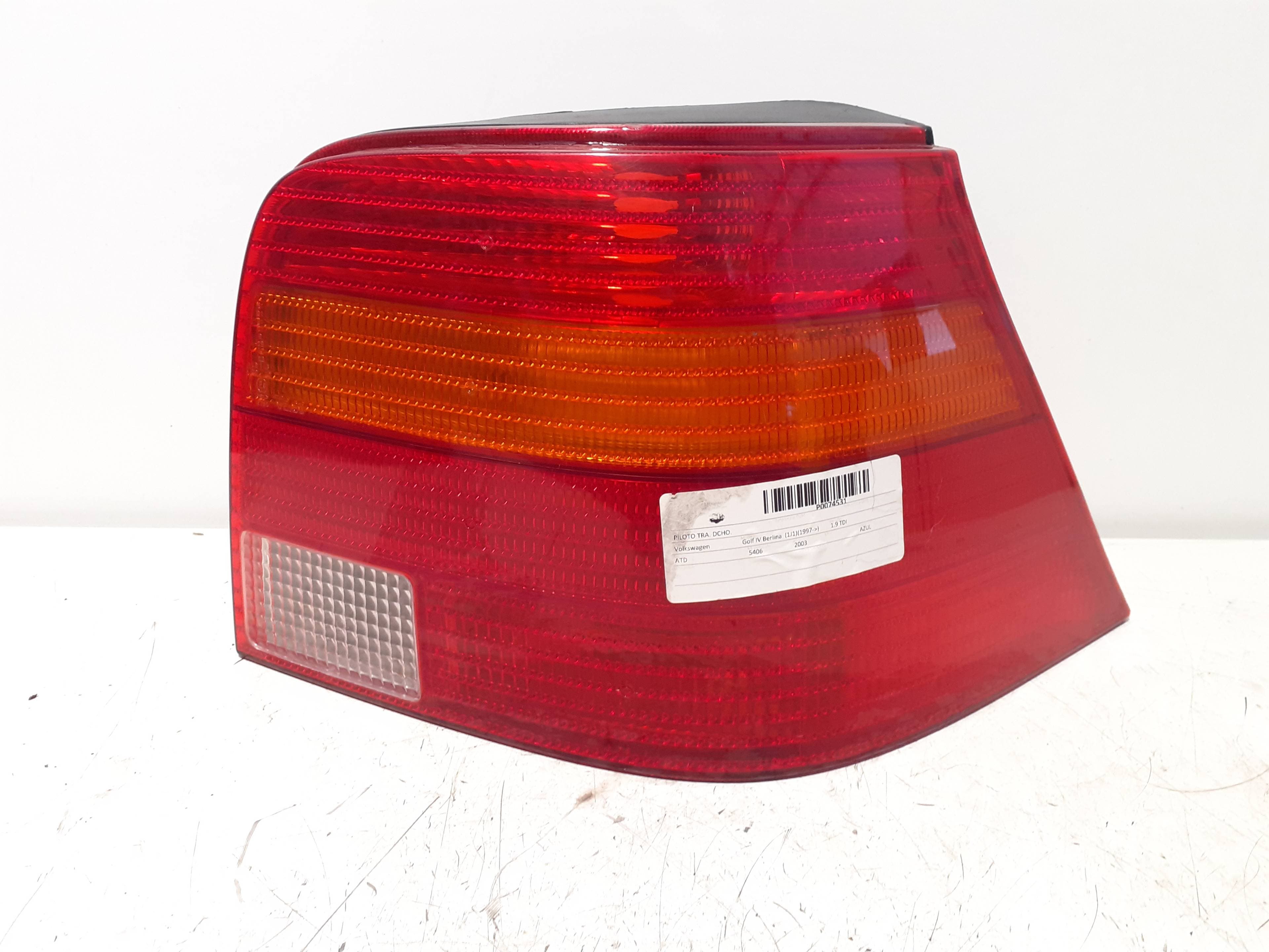 Piloto trasero derecho VOLKSWAGEN NEW BEETLE (9C1/1C1)
