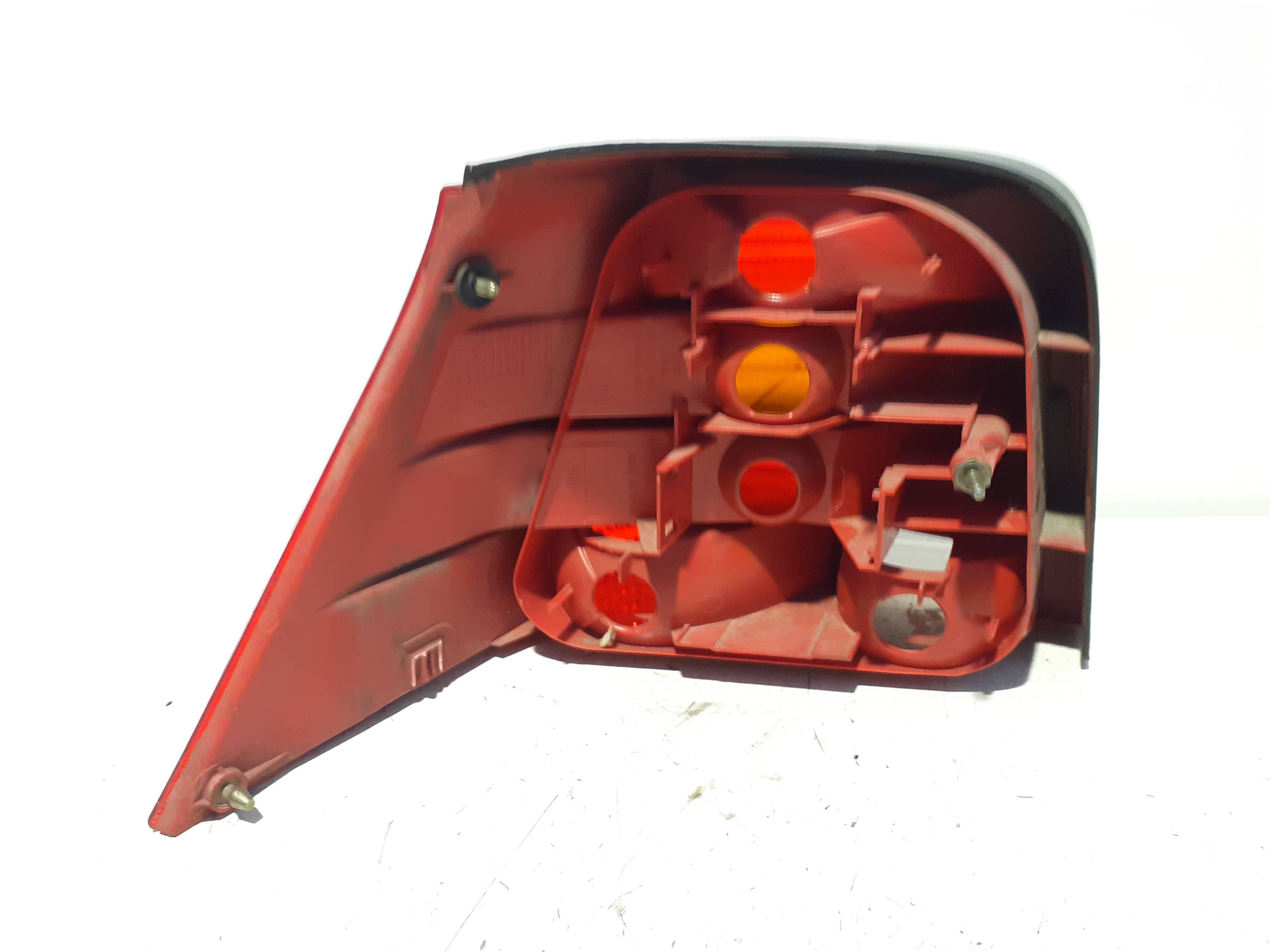 Piloto trasero derecho VOLKSWAGEN NEW BEETLE (9C1/1C1) 2