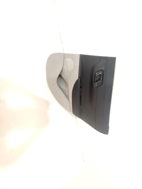 Guarnecido puerta trasera derecha HYUNDAI I20 ACTIVE 3