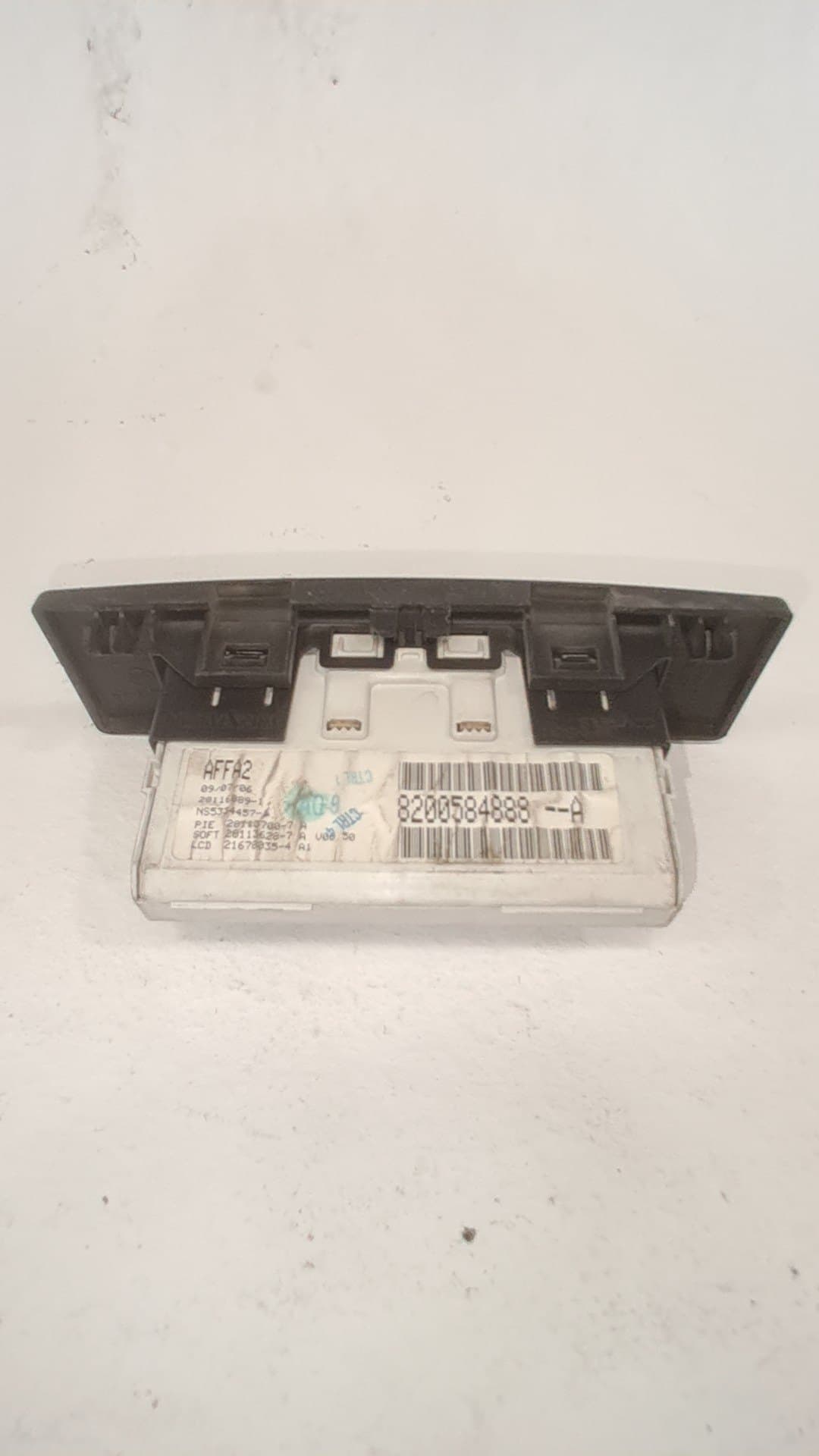 Pantalla multifuncion RENAULT MASTER II PHASE 2 CAJA CERRADA 3