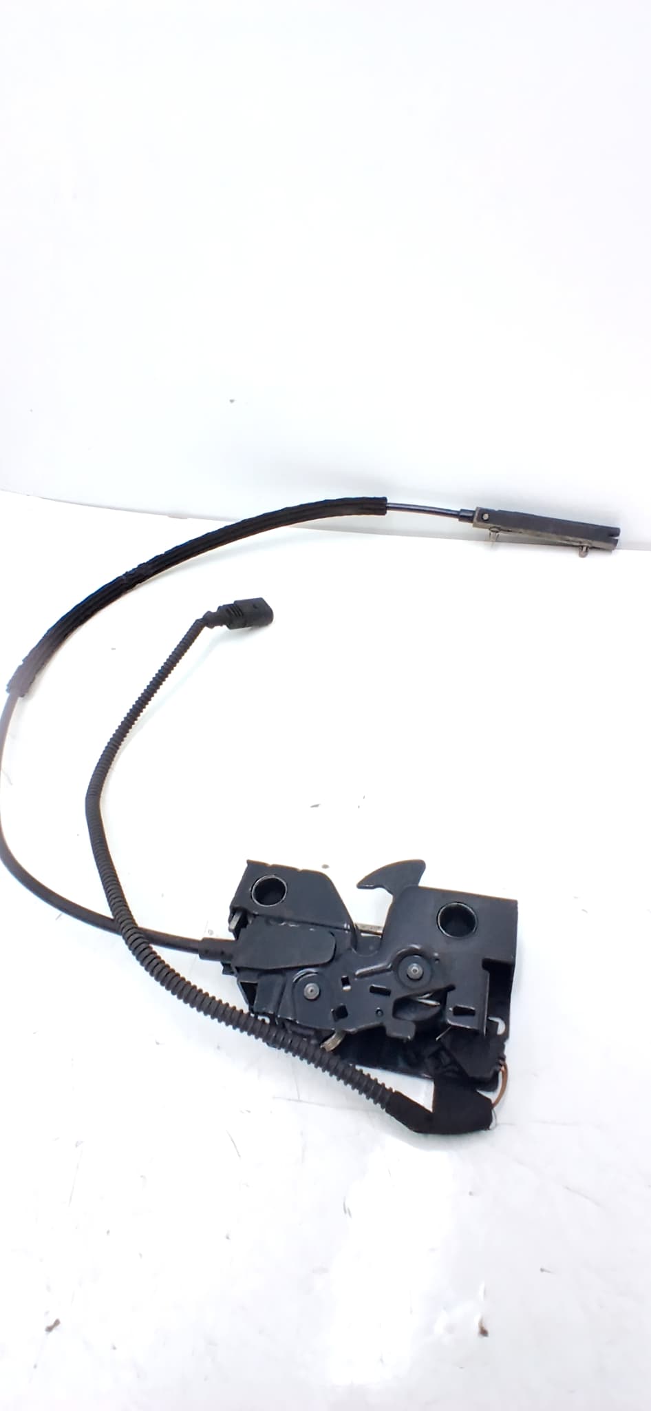 Cerradura capot VOLKSWAGEN GOLF VII LIM 3