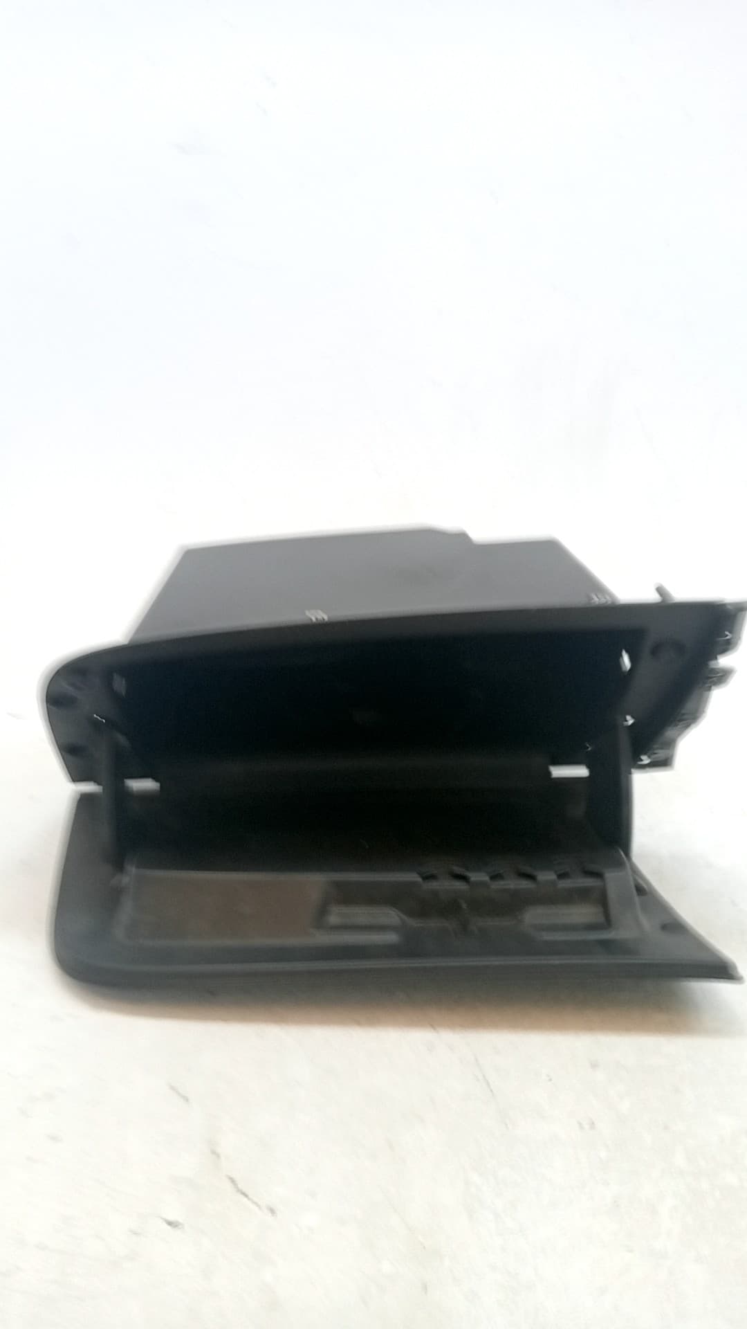Guantera OPEL ASTRA K LIM 3