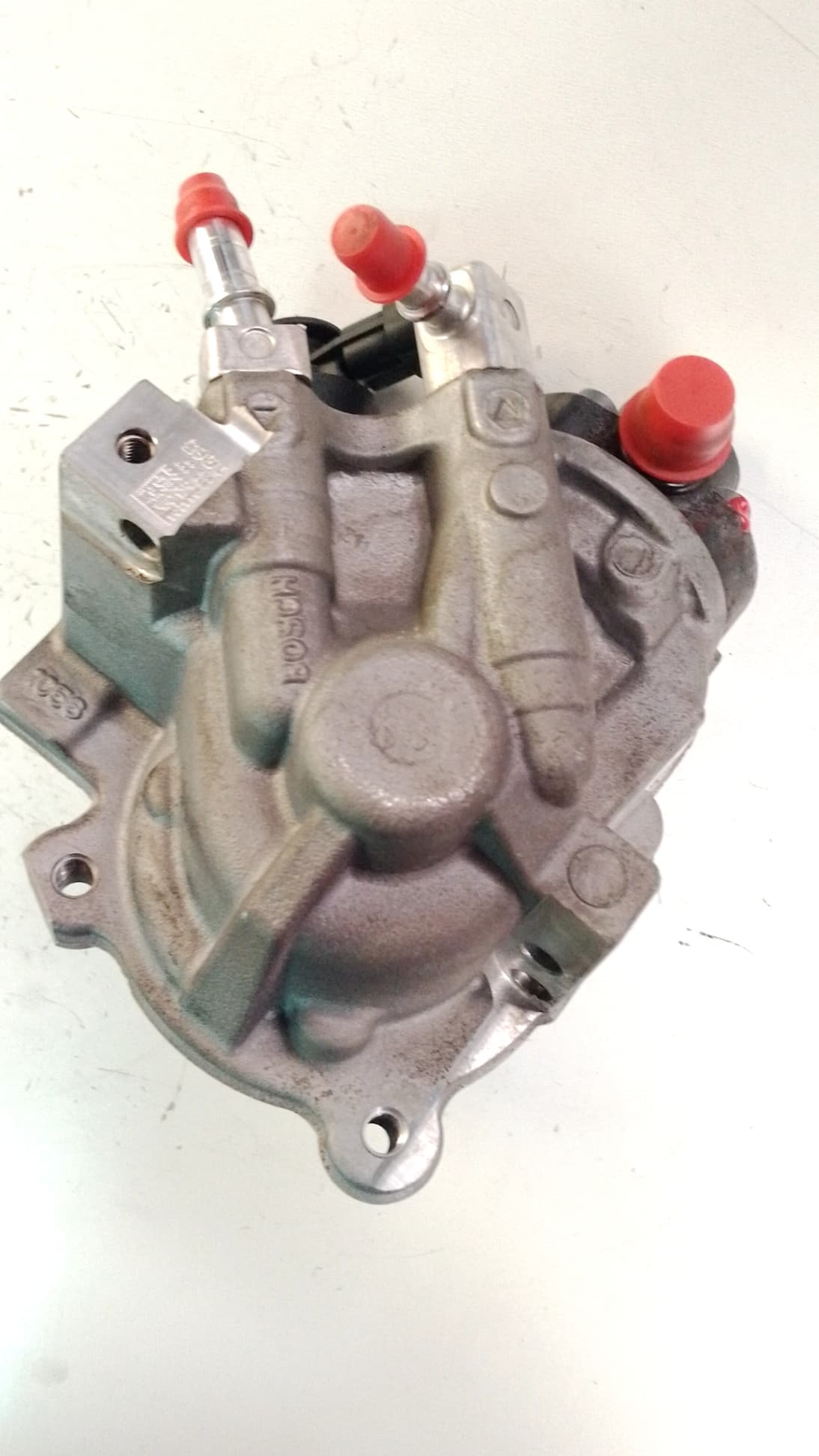 Bomba inyeccion FORD TRANSIT COURIER 4