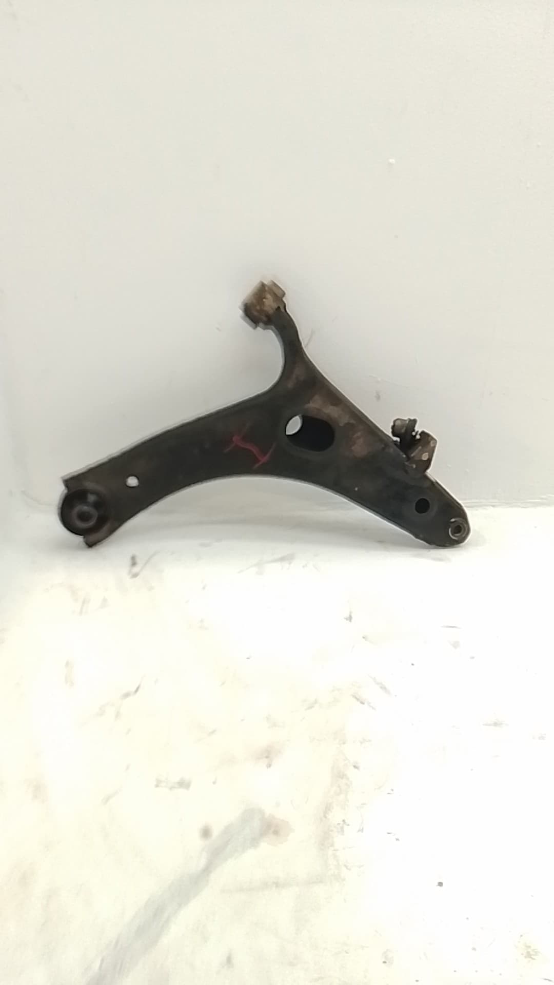 Brazo suspension inferior delantero izquierdo SUBARU FORESTER S11 (SG)