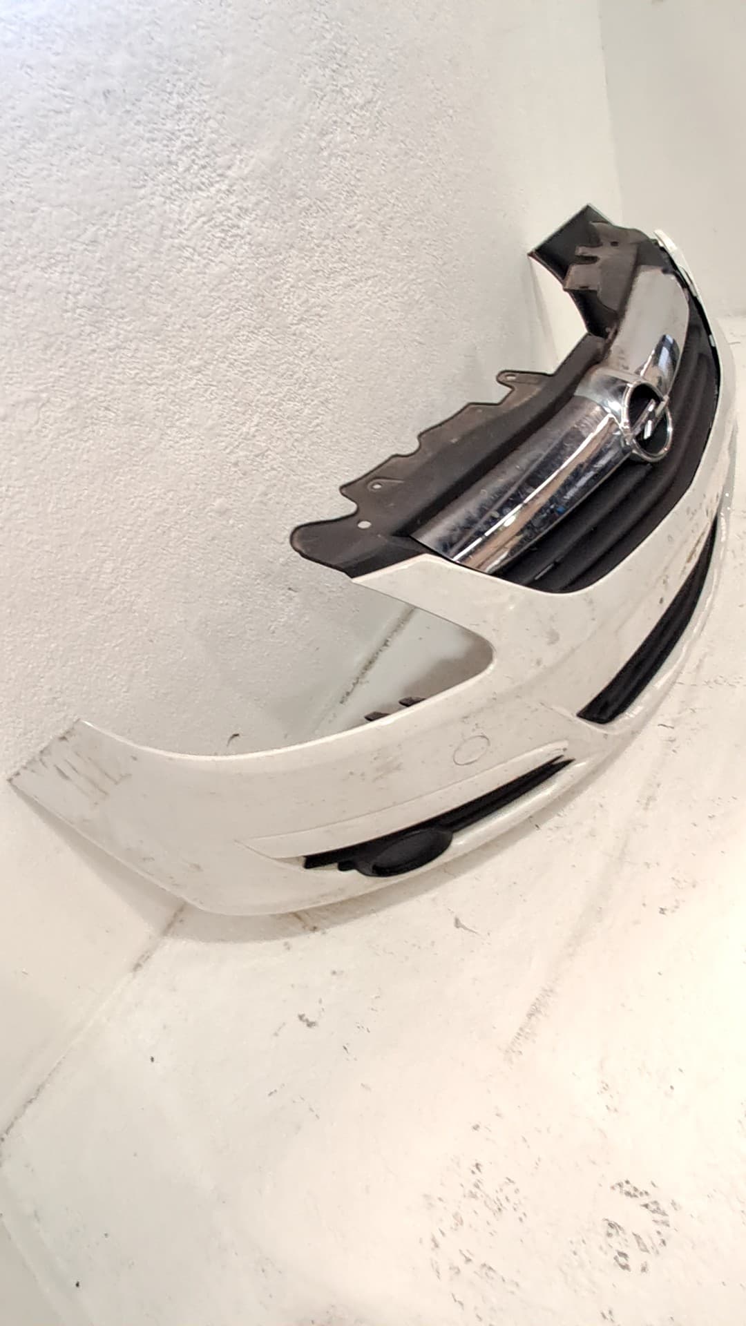 Paragolpes delantero OPEL CORSA D 3