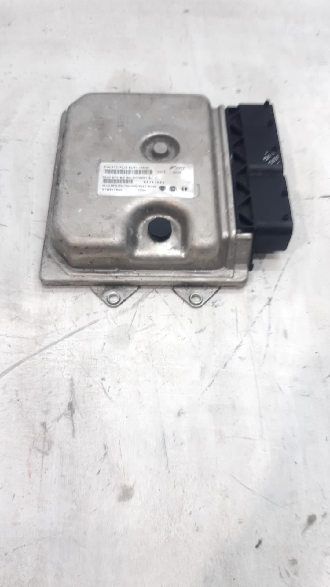 Centralita motor uce FIAT DUCATO FURGÓN 33 (290)