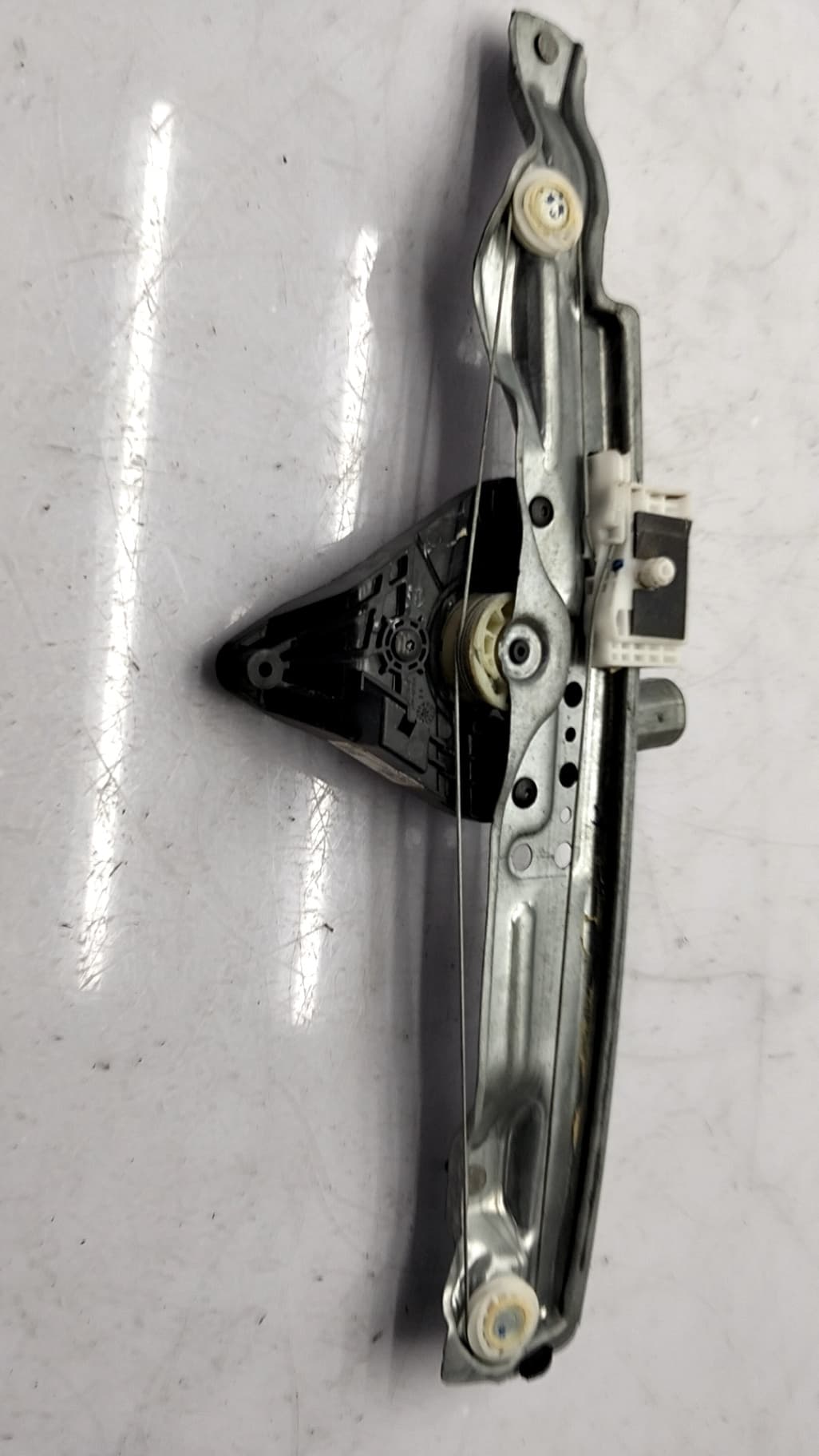 Elevalunas trasero derecho DACIA SANDERO 2