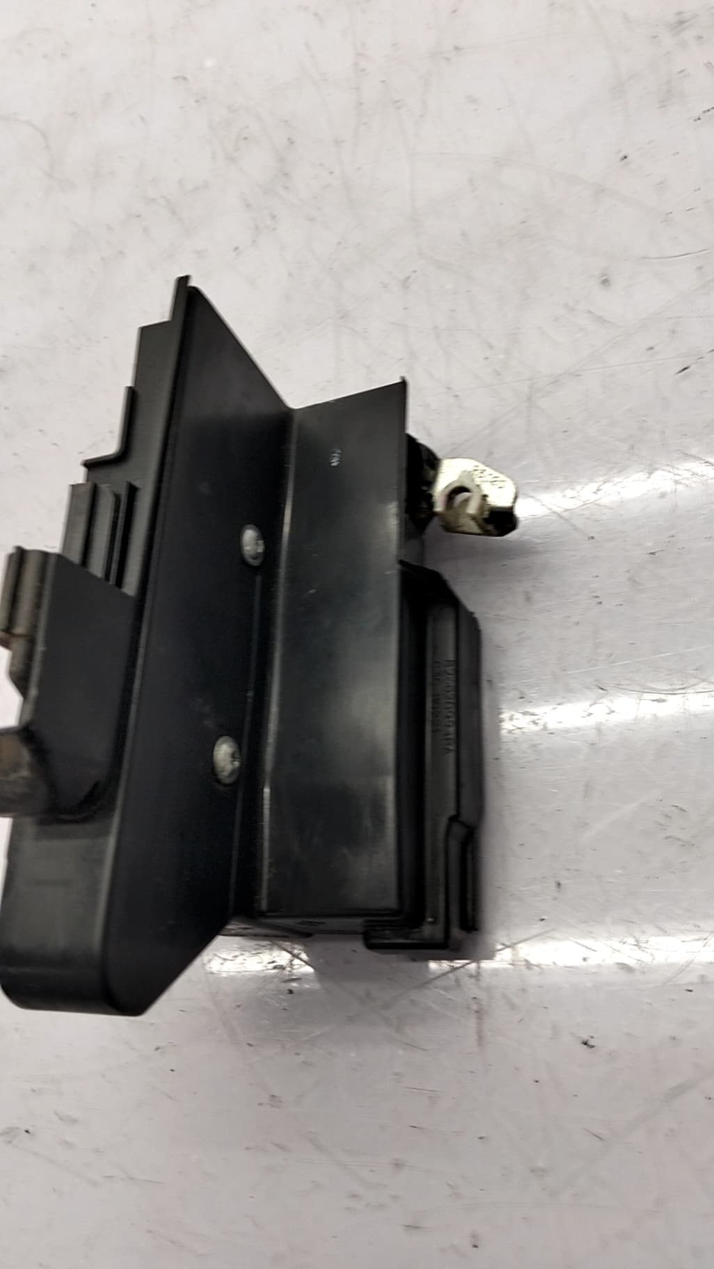 Cerradura puerta trasera derecha DACIA SANDERO