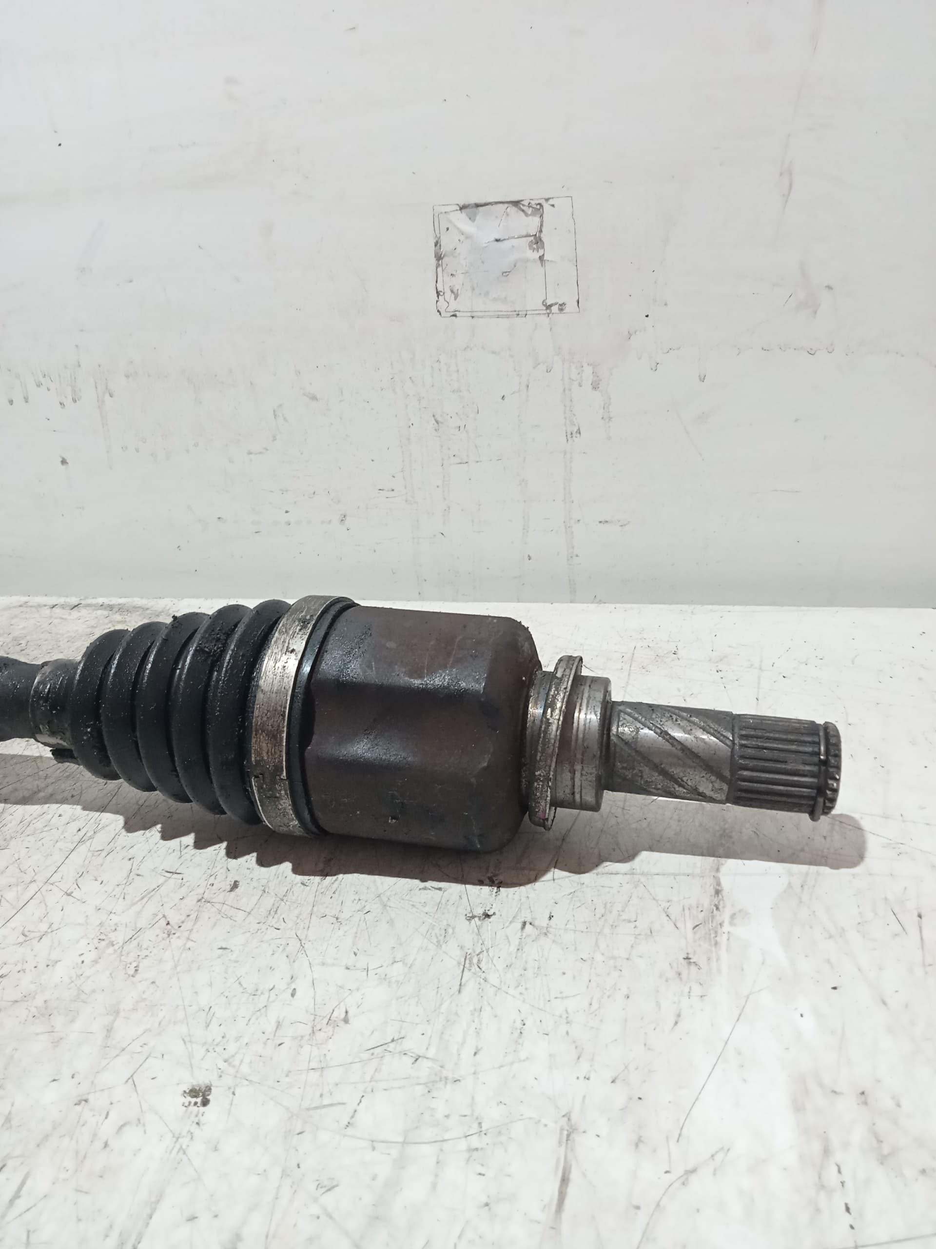 Transmision delantera izquierda RENAULT KANGOO 4