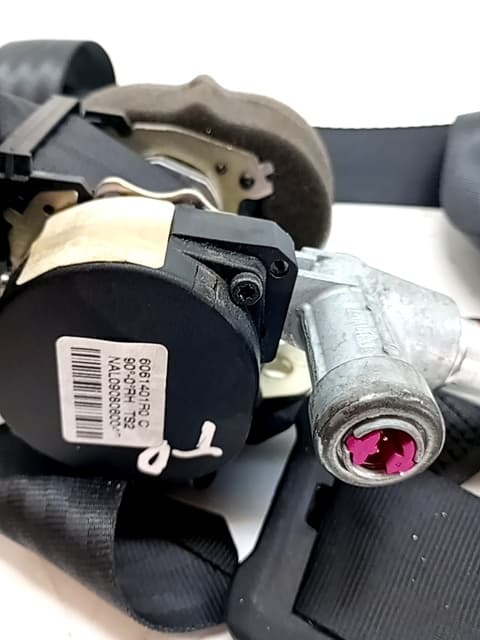 Cinturon seguridad trasero derecho VOLVO C30 2