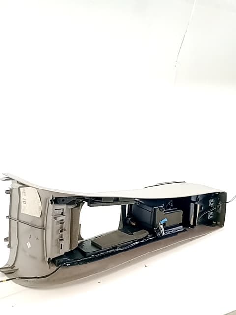 Consola central VOLVO C30 3