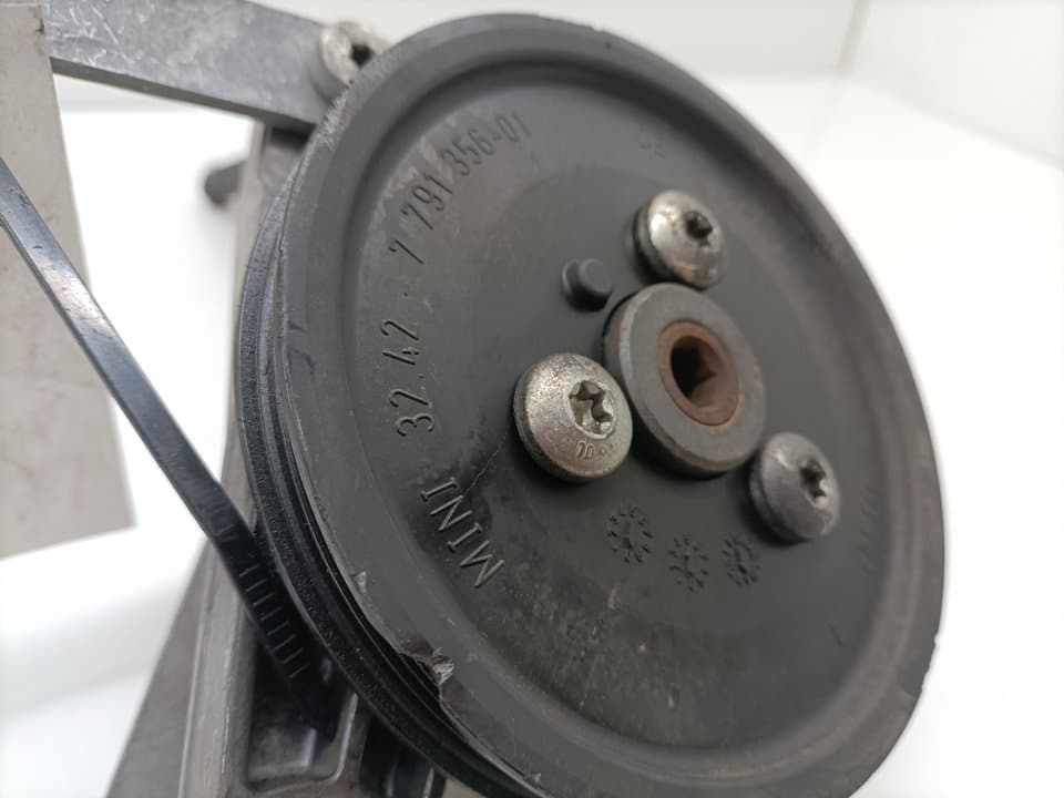 Bomba direccion BMW MINI (R50,R53) 3