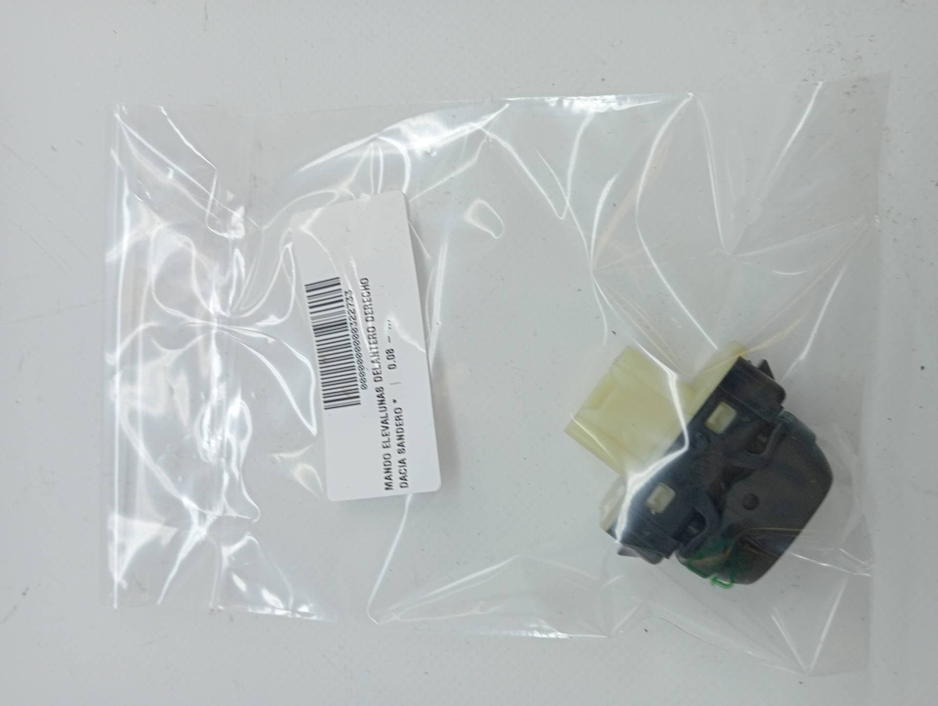 Mando elevalunas delantero derecho DACIA SANDERO 2