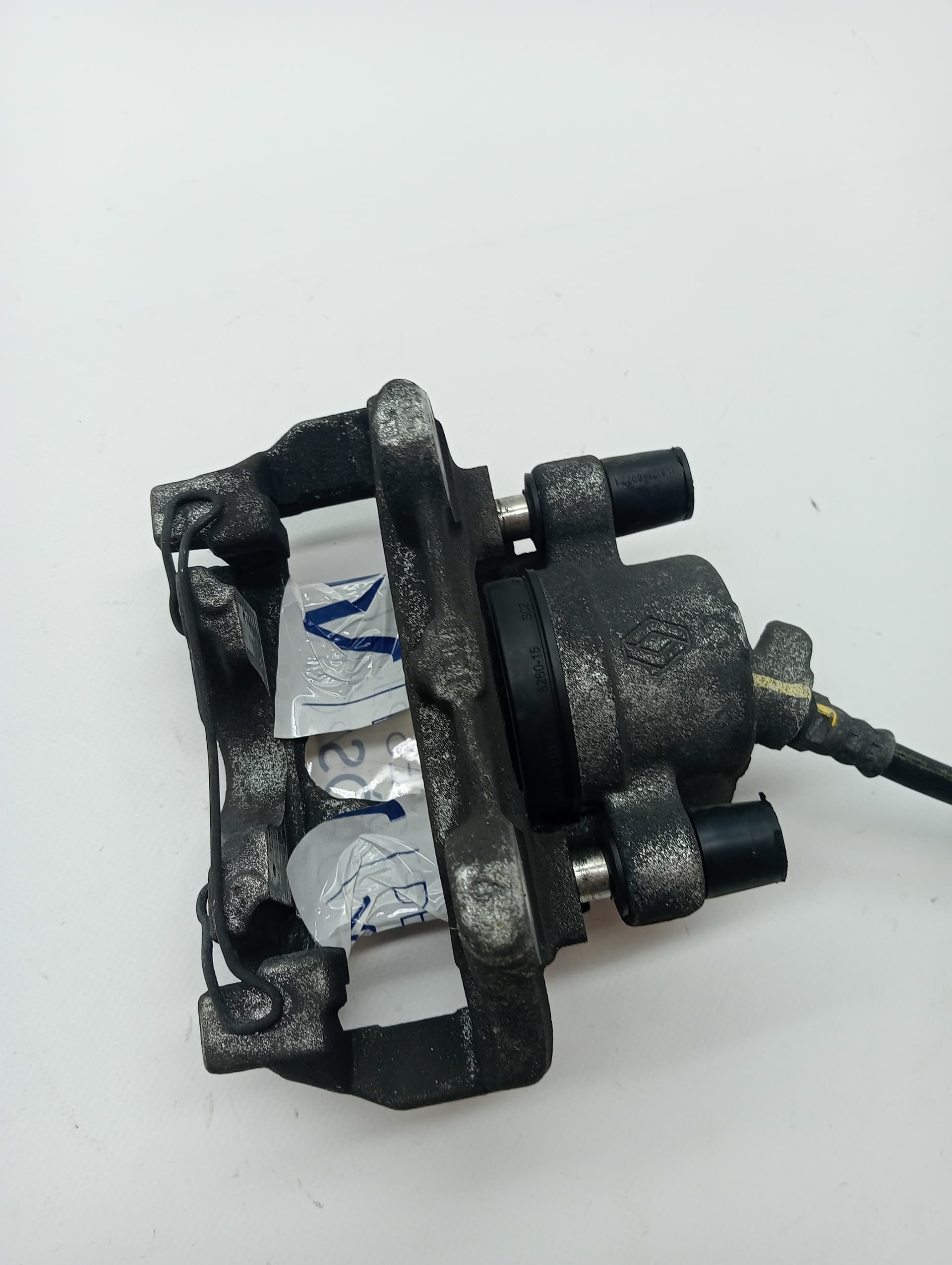 Recambio DACIA SANDERO ref. 410011040R 2