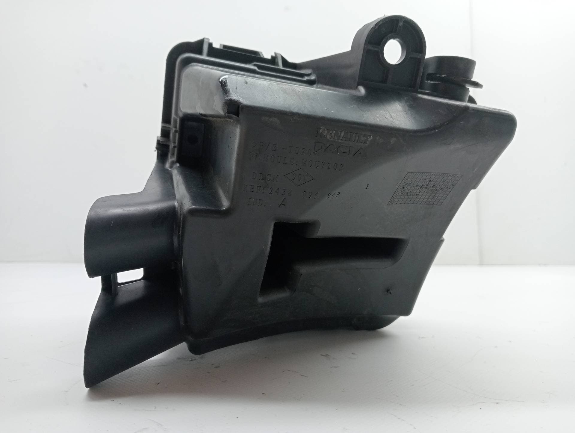 Caja reles / fusibles DACIA SANDERO 3