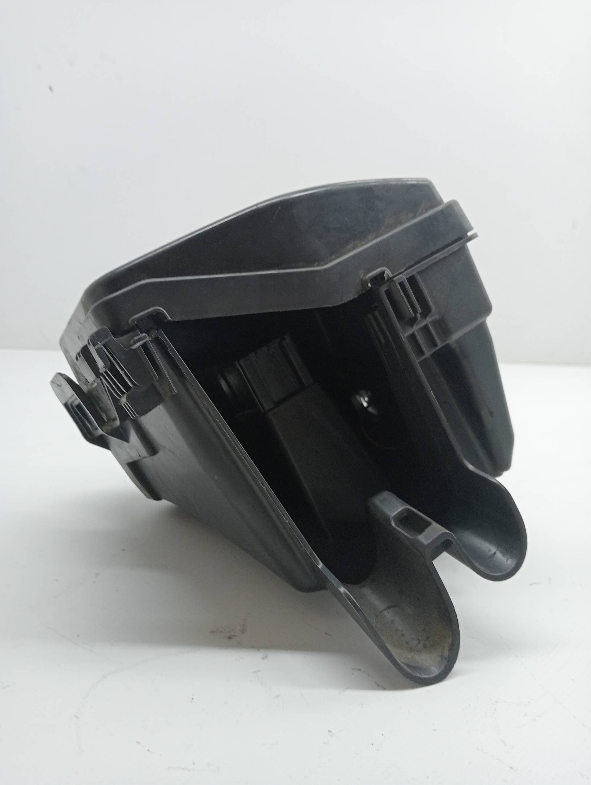 Caja reles / fusibles DACIA SANDERO 2