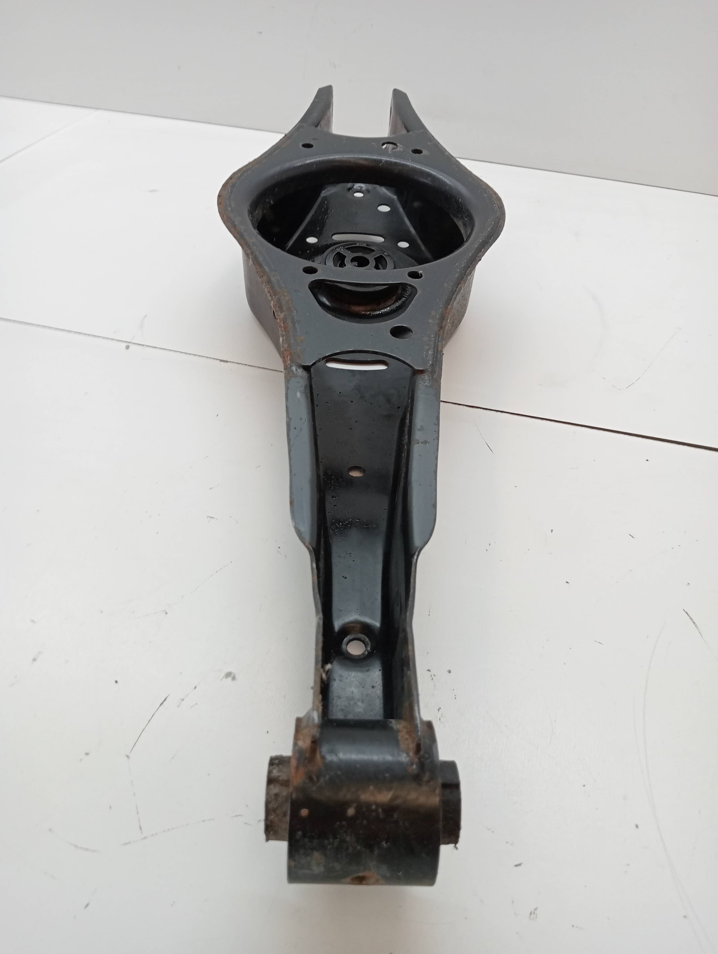 Brazo suspension inferior trasero izquierdo SEAT LEON (5F1) 3