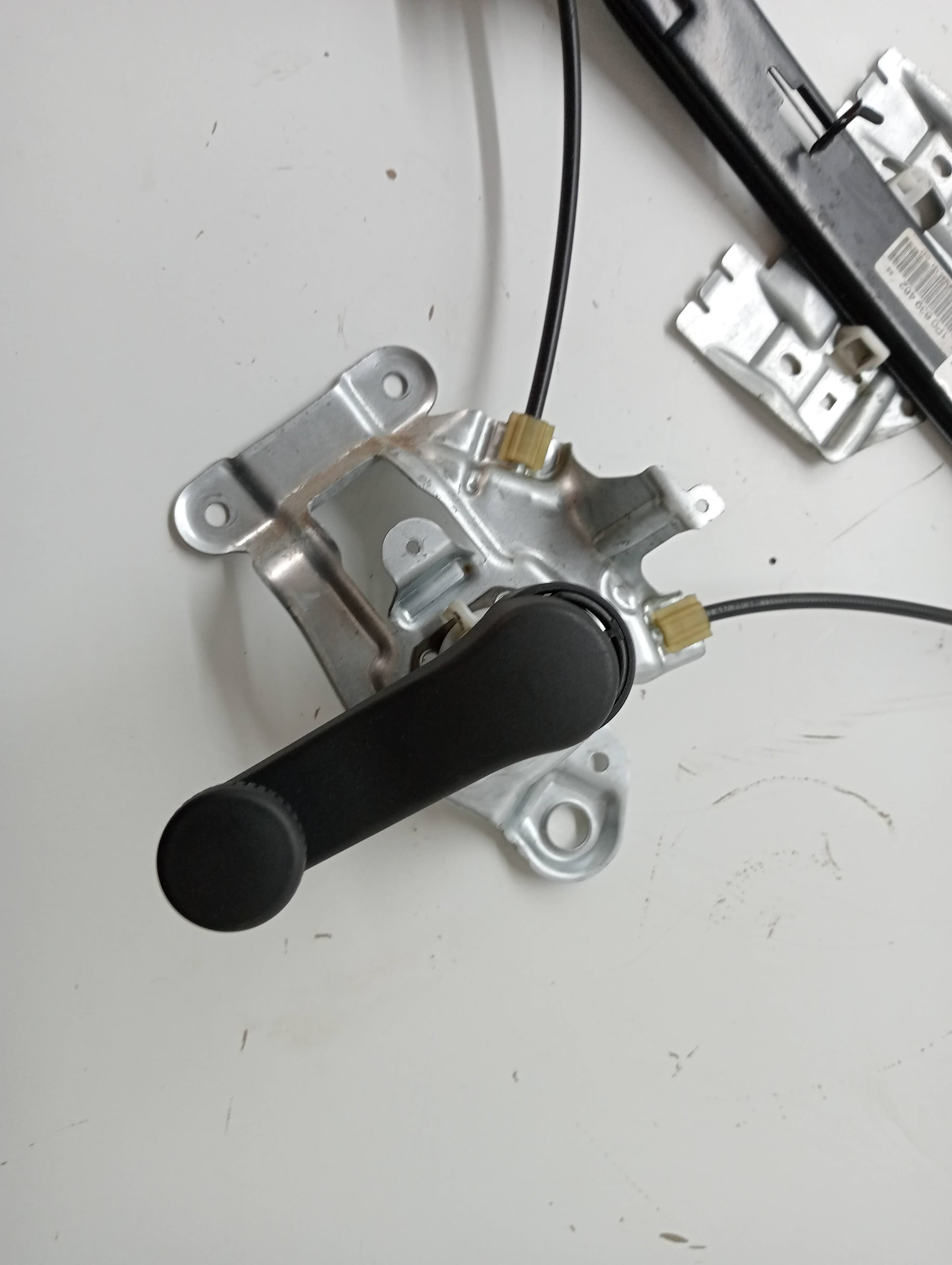 Elevalunas trasero derecho SEAT LEON (5F1) 2