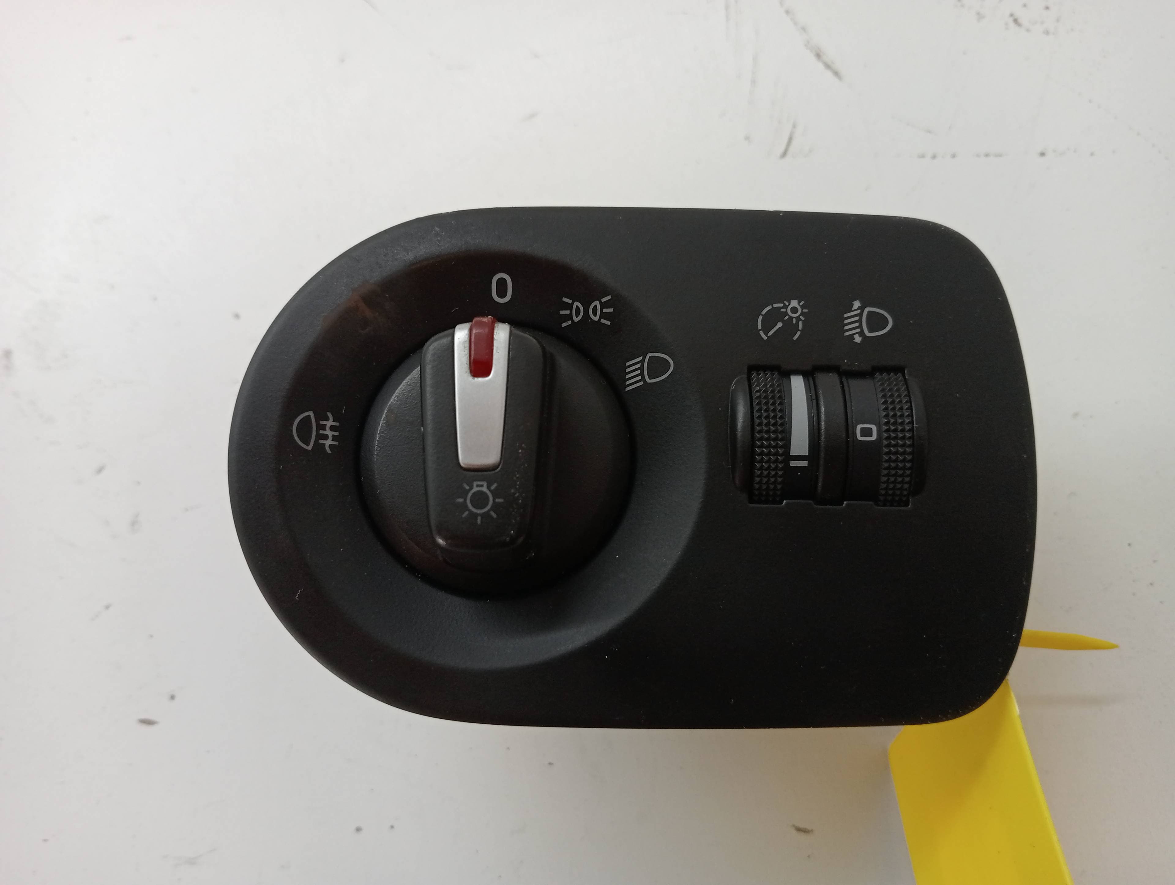 Mando luces SEAT LEON (5F1)