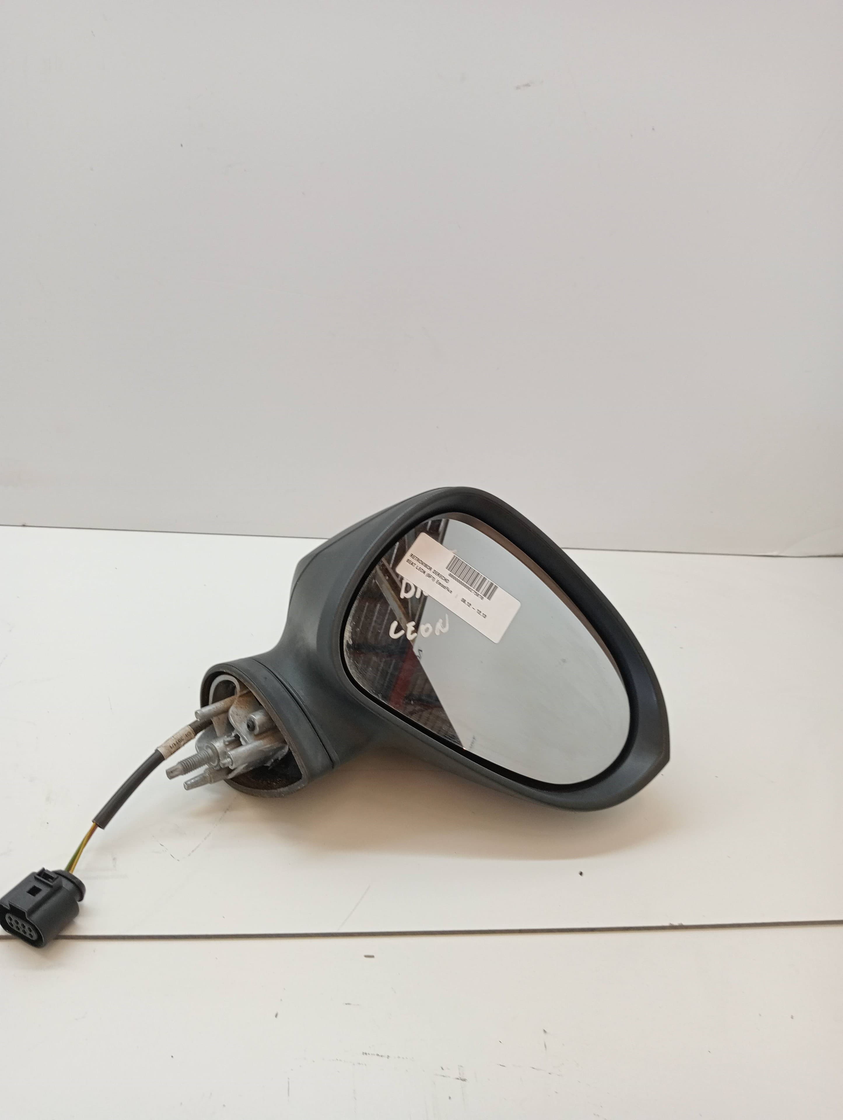 Retrovisor derecho SEAT LEON (5F1)