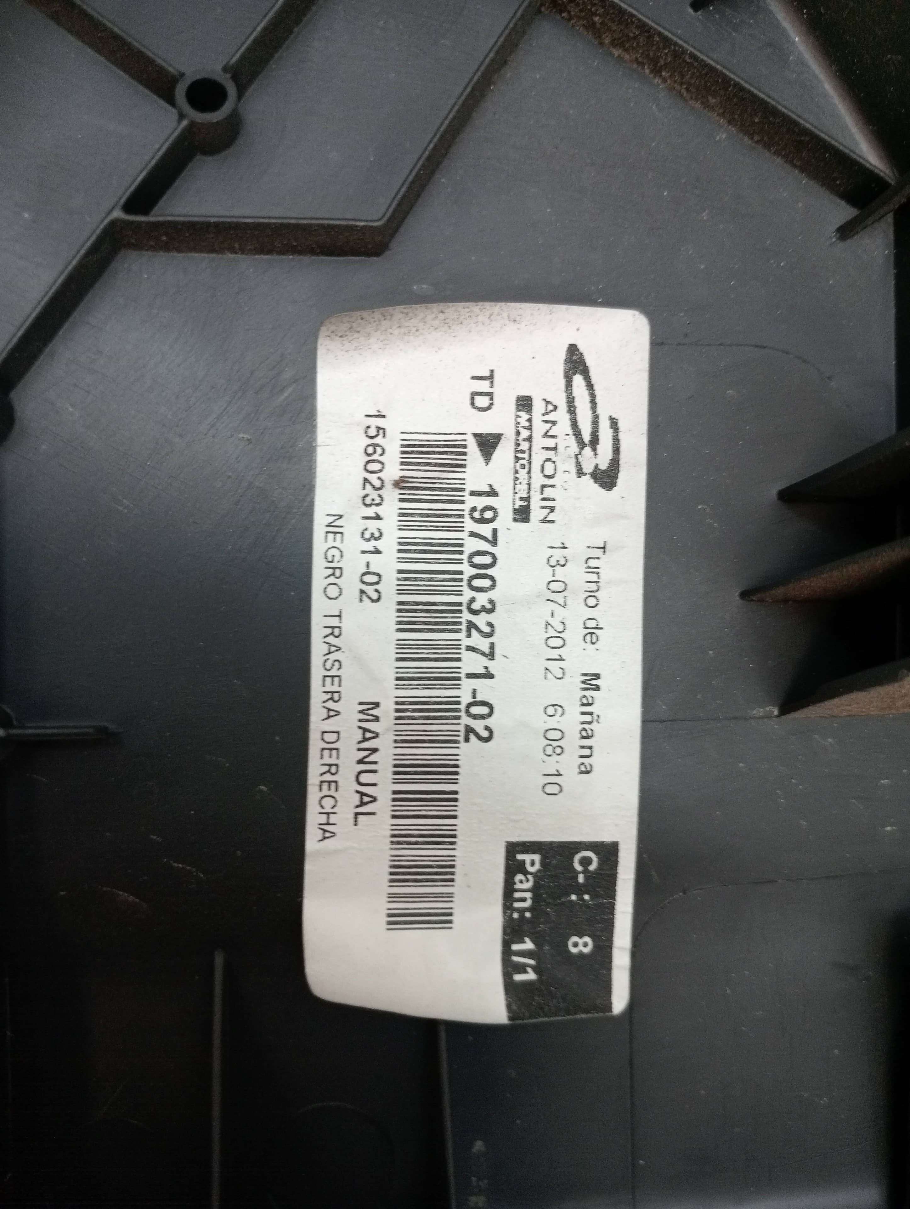 Guarnecido puerta trasera derecha SEAT LEON (5F1) 2