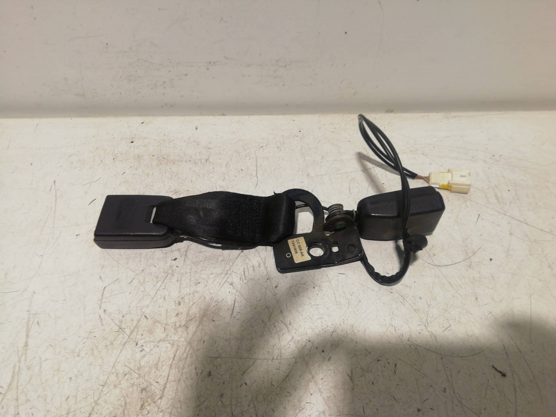 Cinturon seguridad trasero central CITROEN C4 COUPE 4