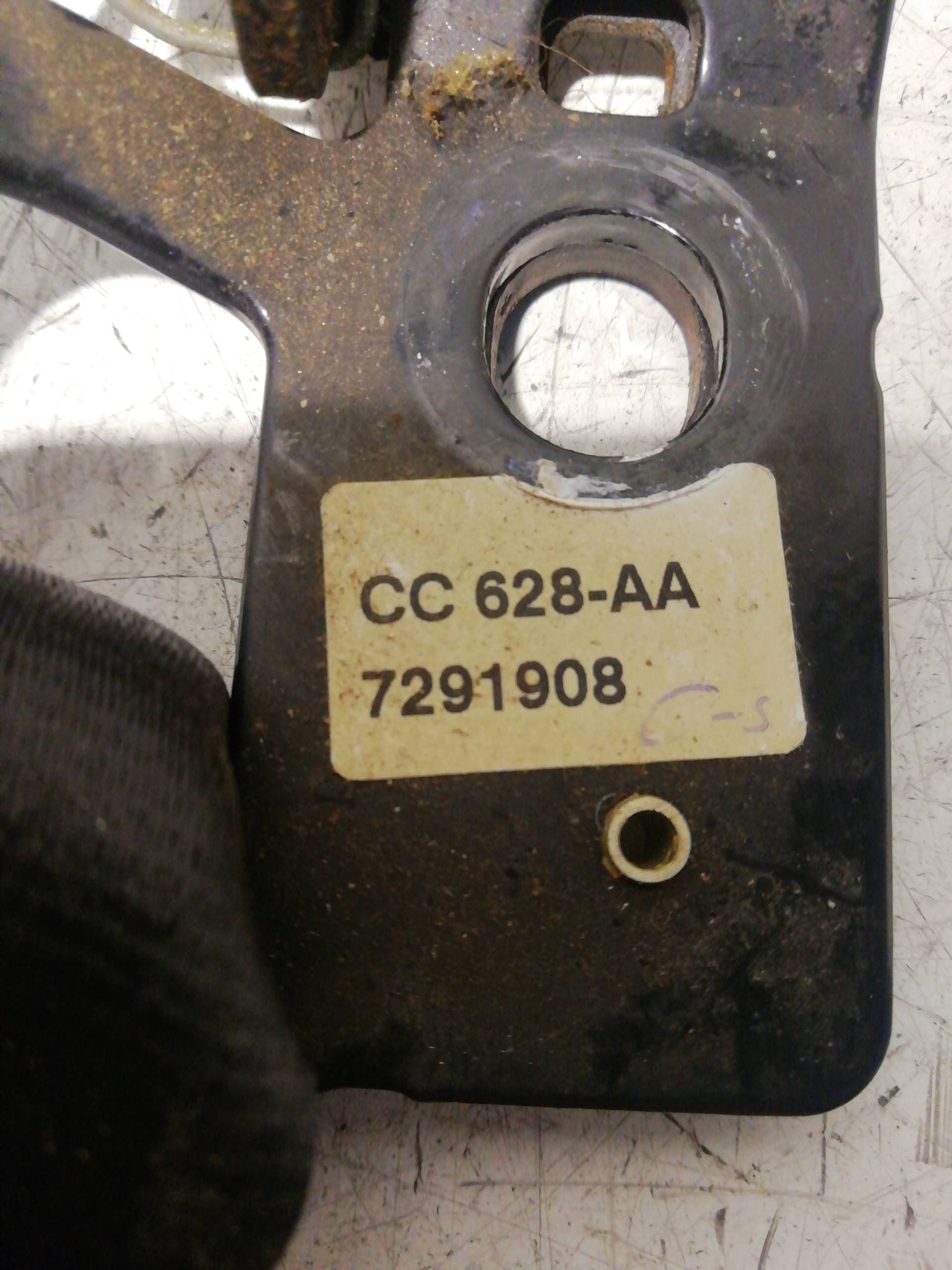Cinturon seguridad trasero central CITROEN C4 COUPE 3
