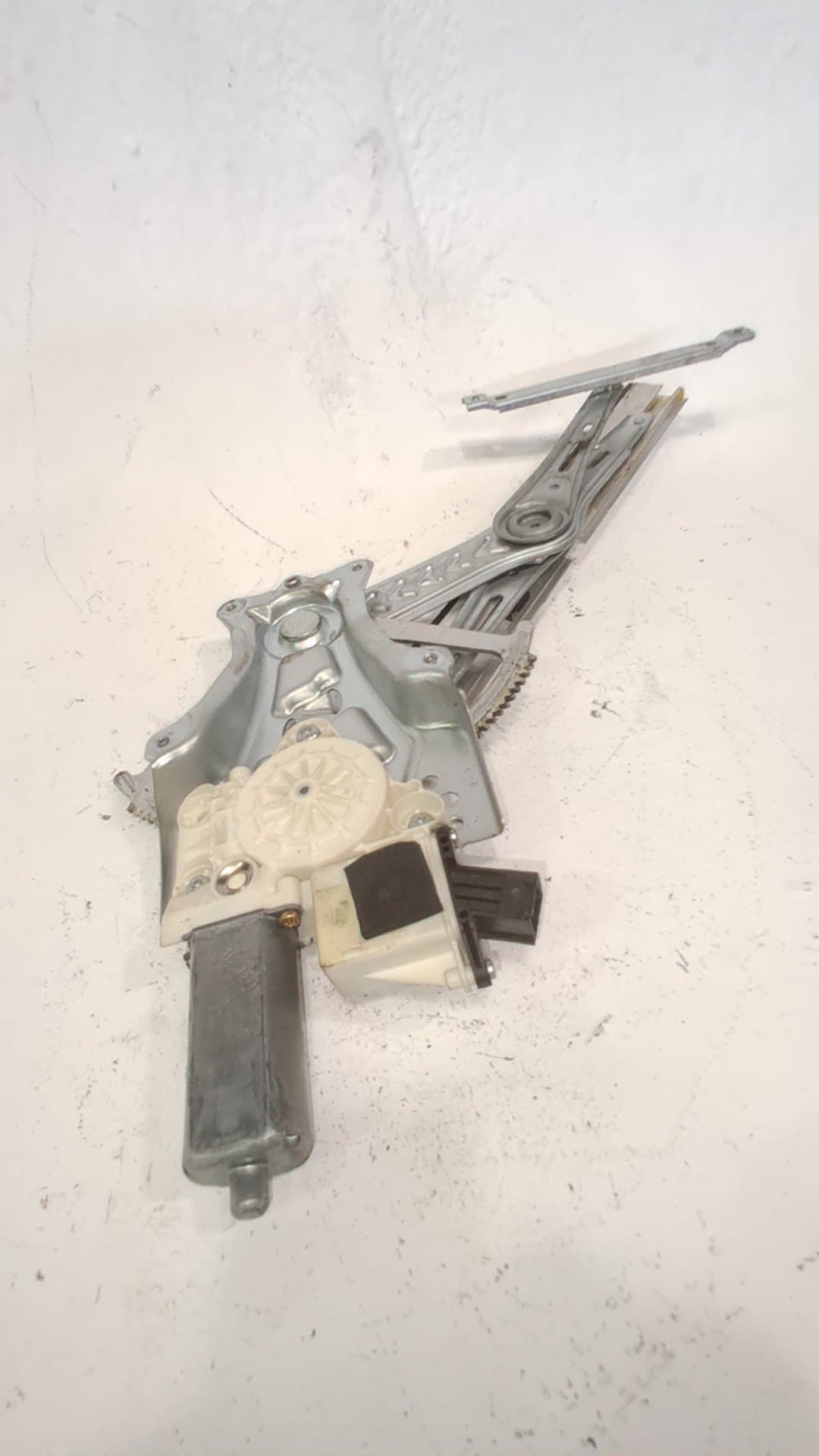 Elevalunas delantero derecho OPEL VECTRA B BERLINA 3