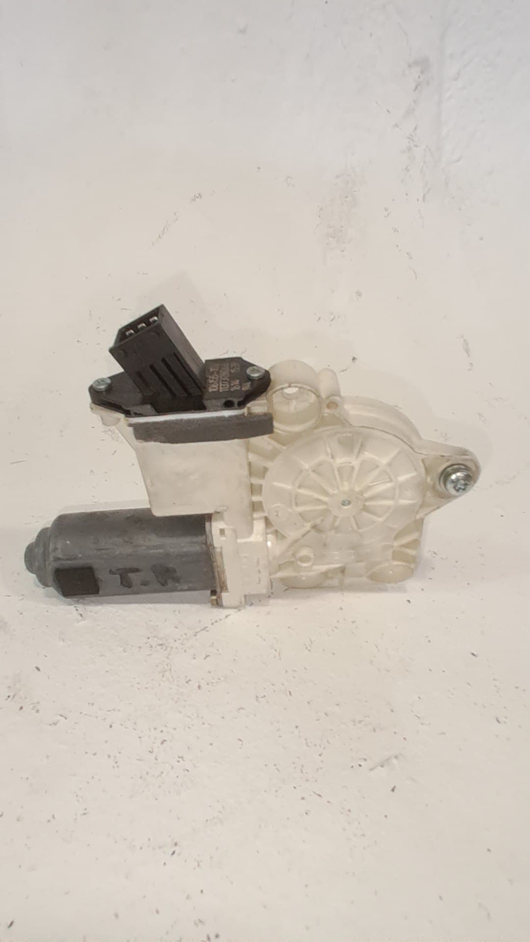 Motor elevalunas trasero derecho OPEL VECTRA B BERLINA 2