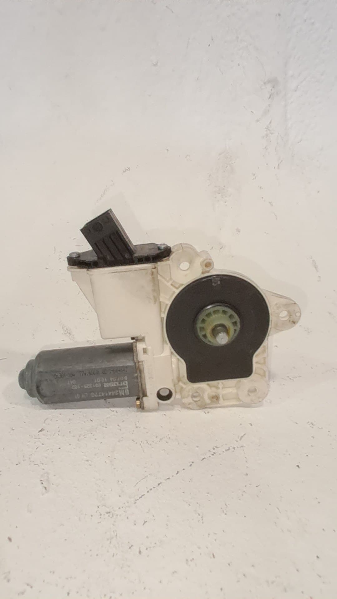Motor elevalunas trasero izquierdo OPEL VECTRA B BERLINA