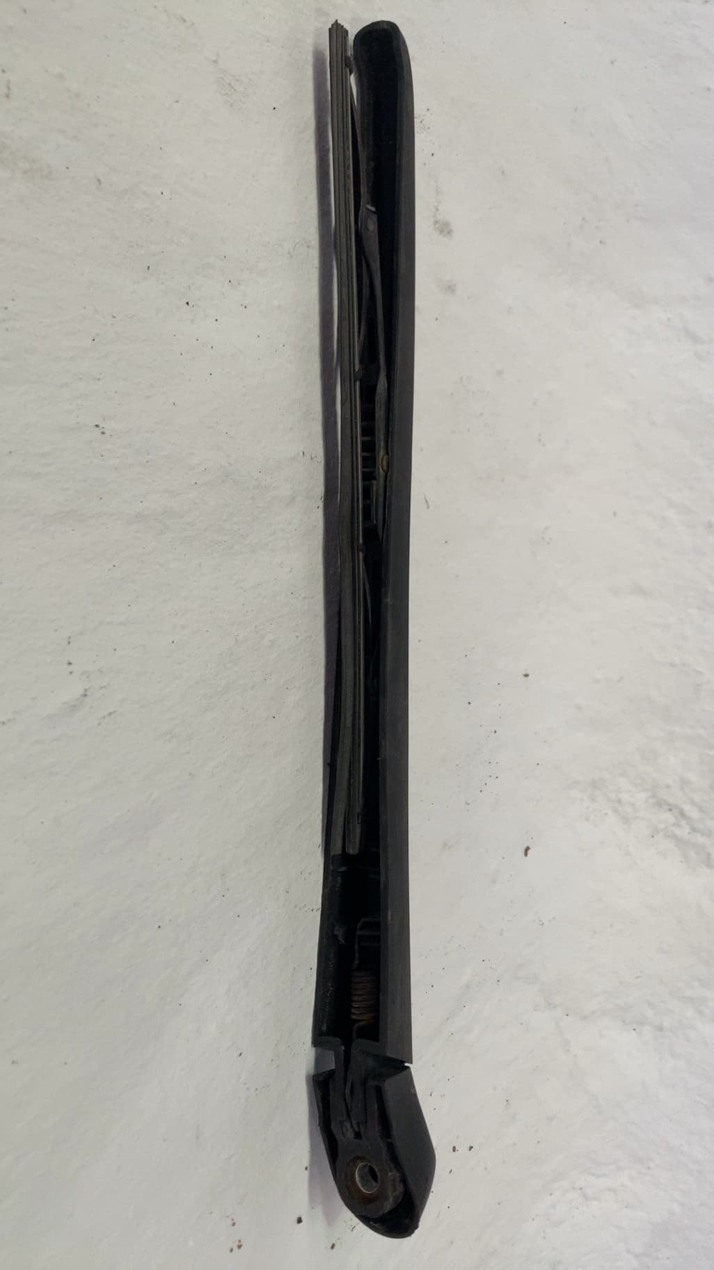 Brazo limpia trasero KIA SPORTAGE 2