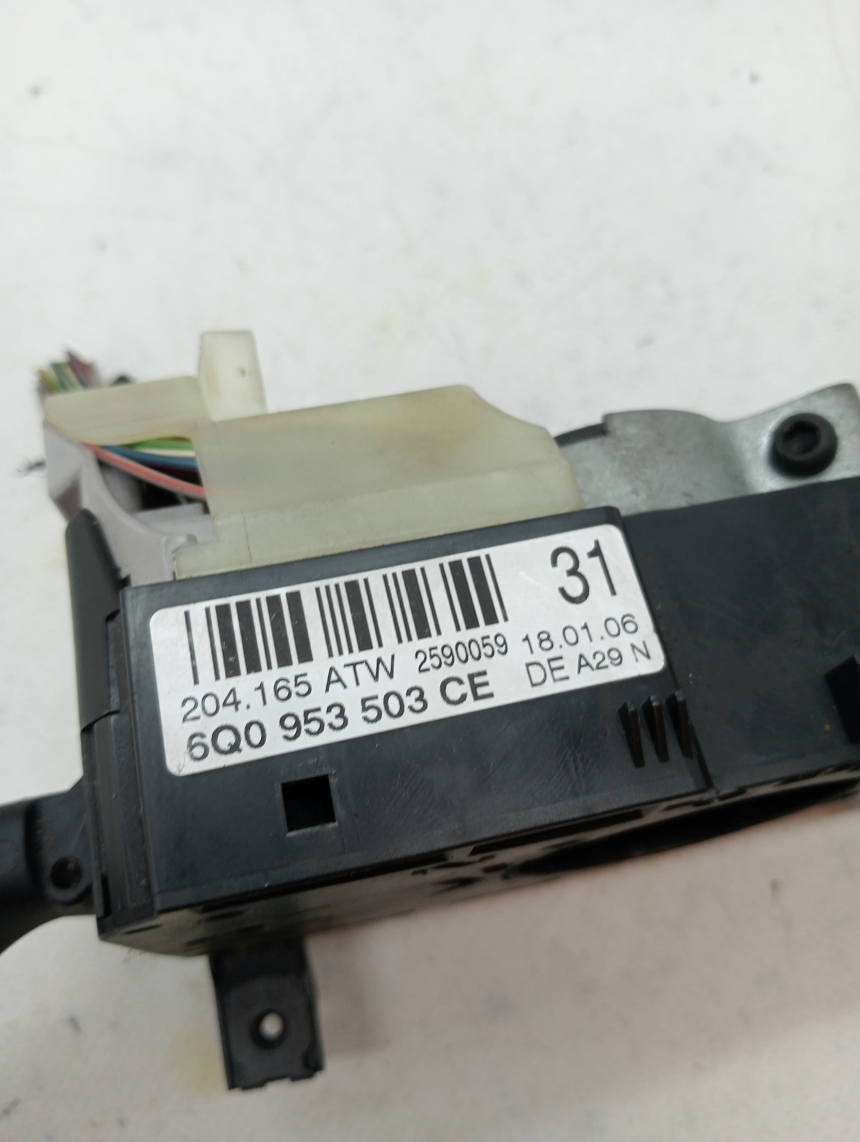 Mando multifuncion VOLKSWAGEN POLO (9N3) 3