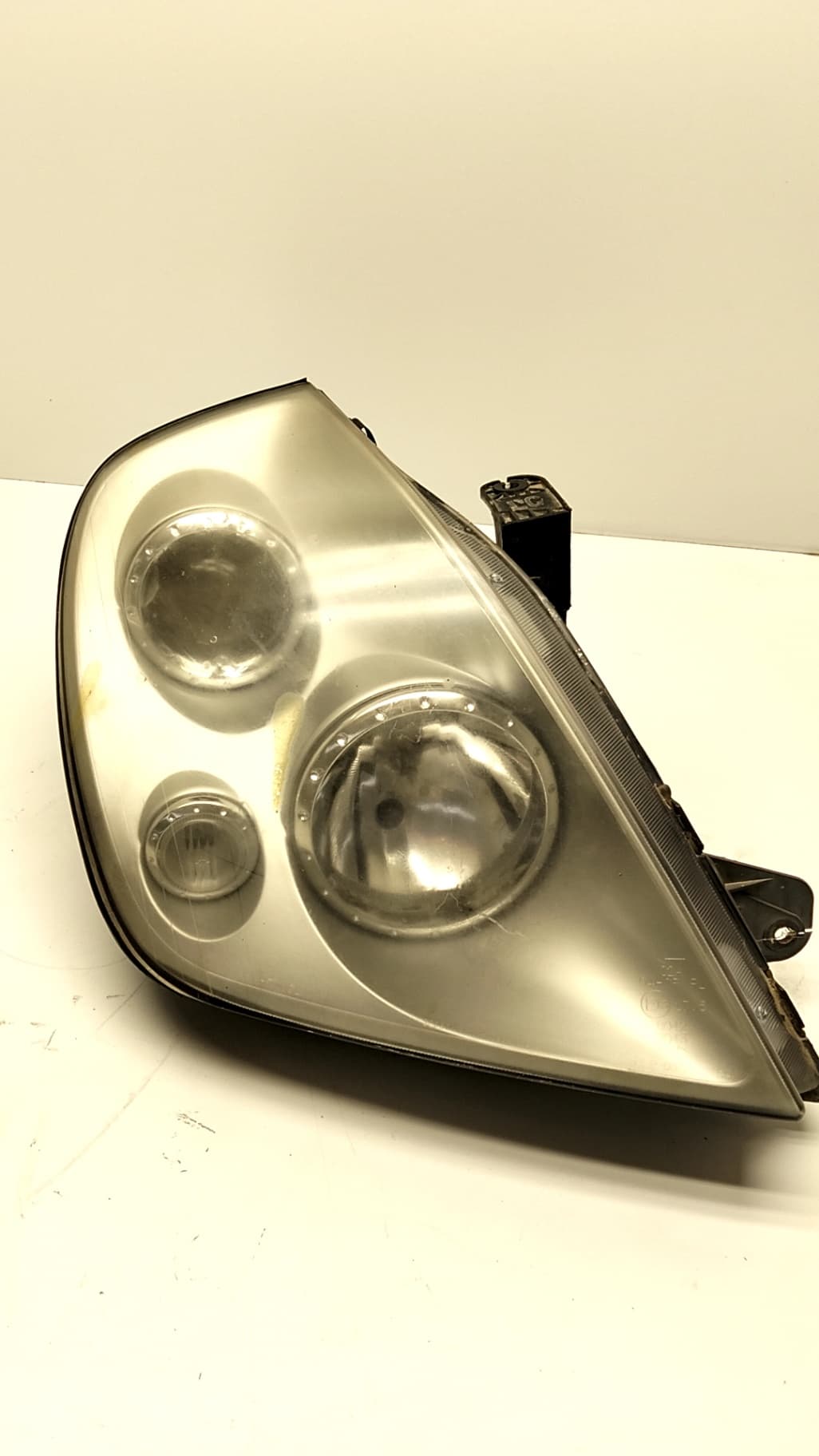 Faro izquierdo SSANGYONG REXTON