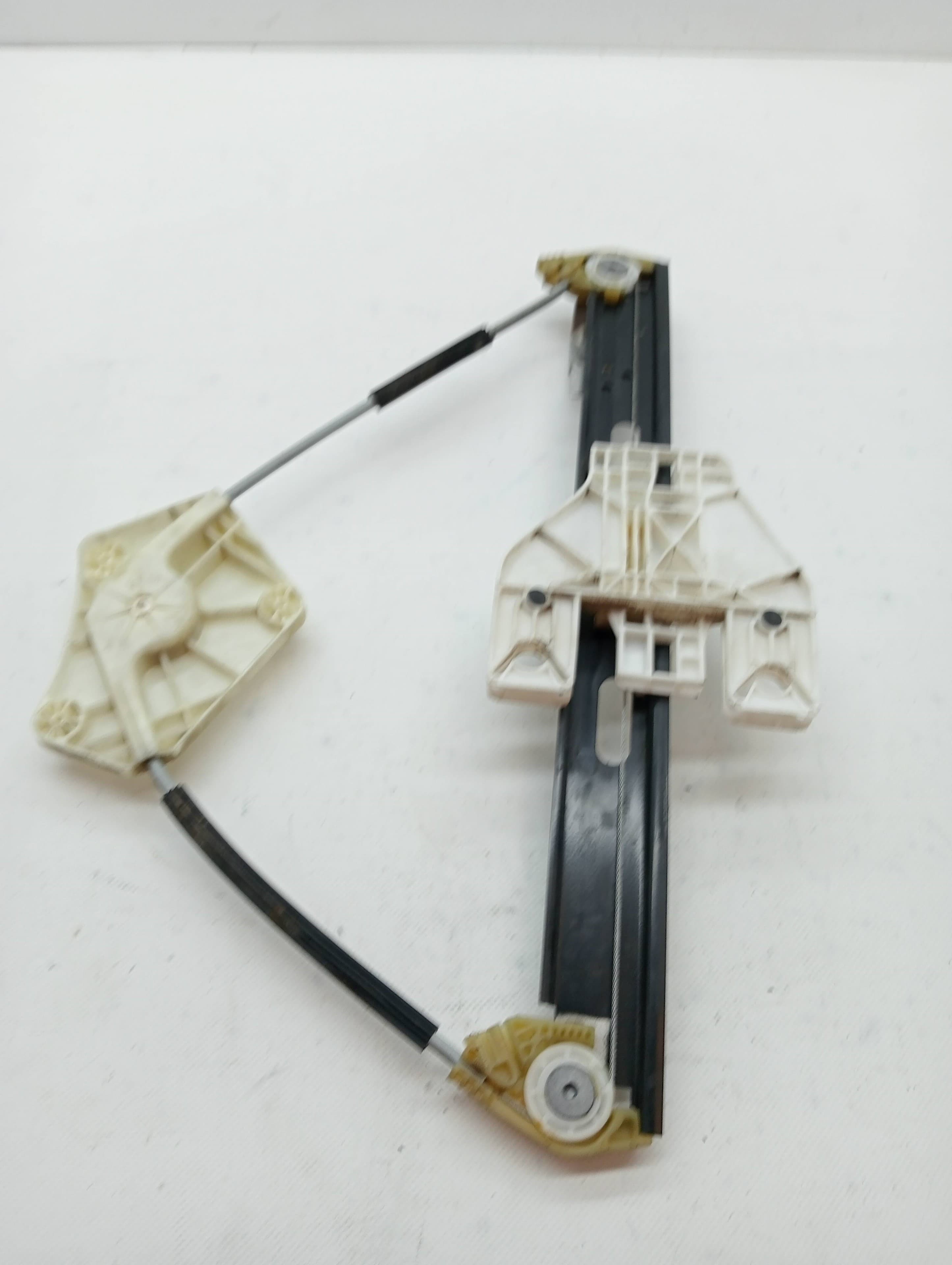 Elevalunas trasero derecho SEAT LEON SC (5F5) 3