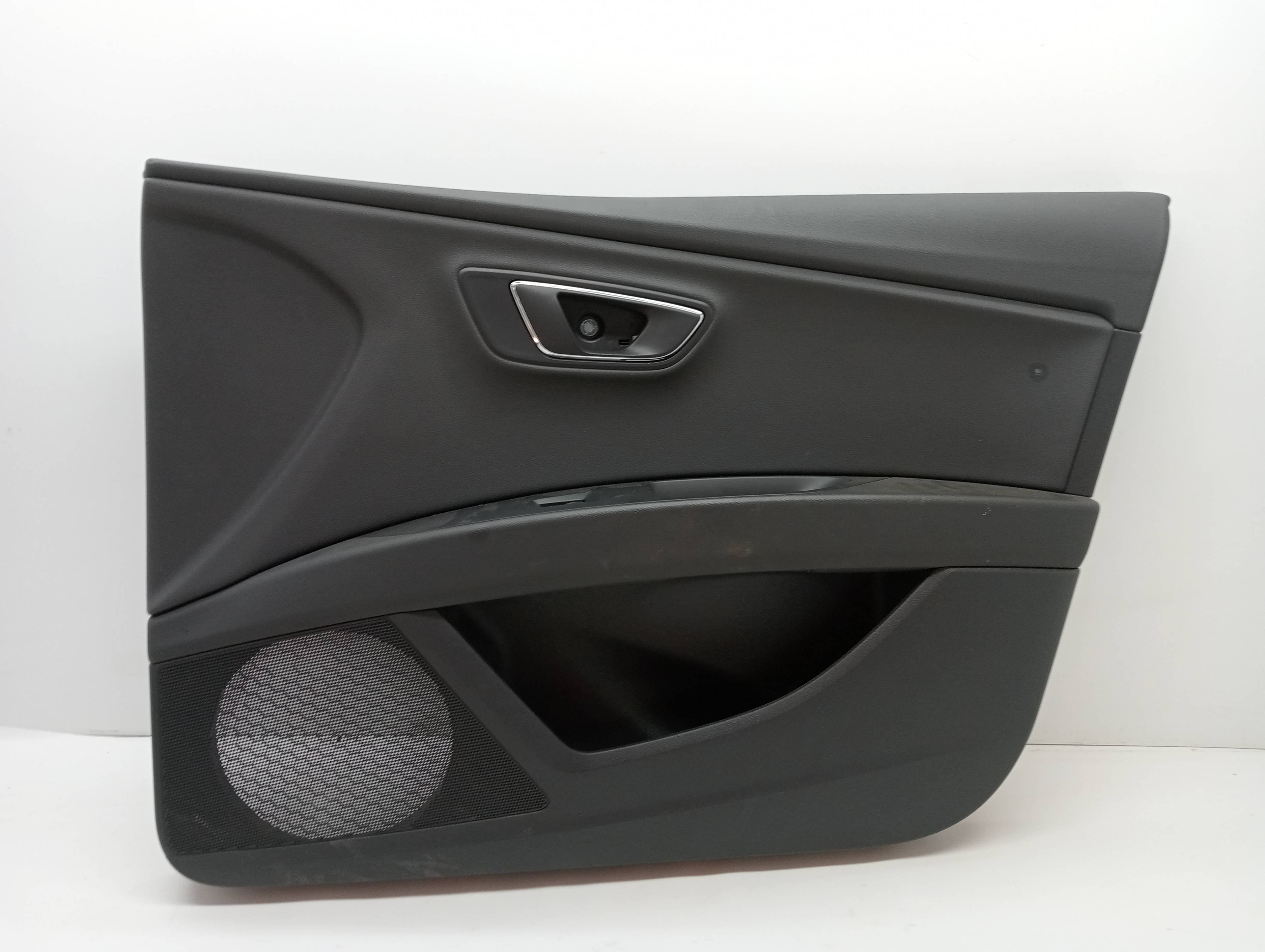Guarnecido puerta delantera derecha SEAT LEON SC (5F5)