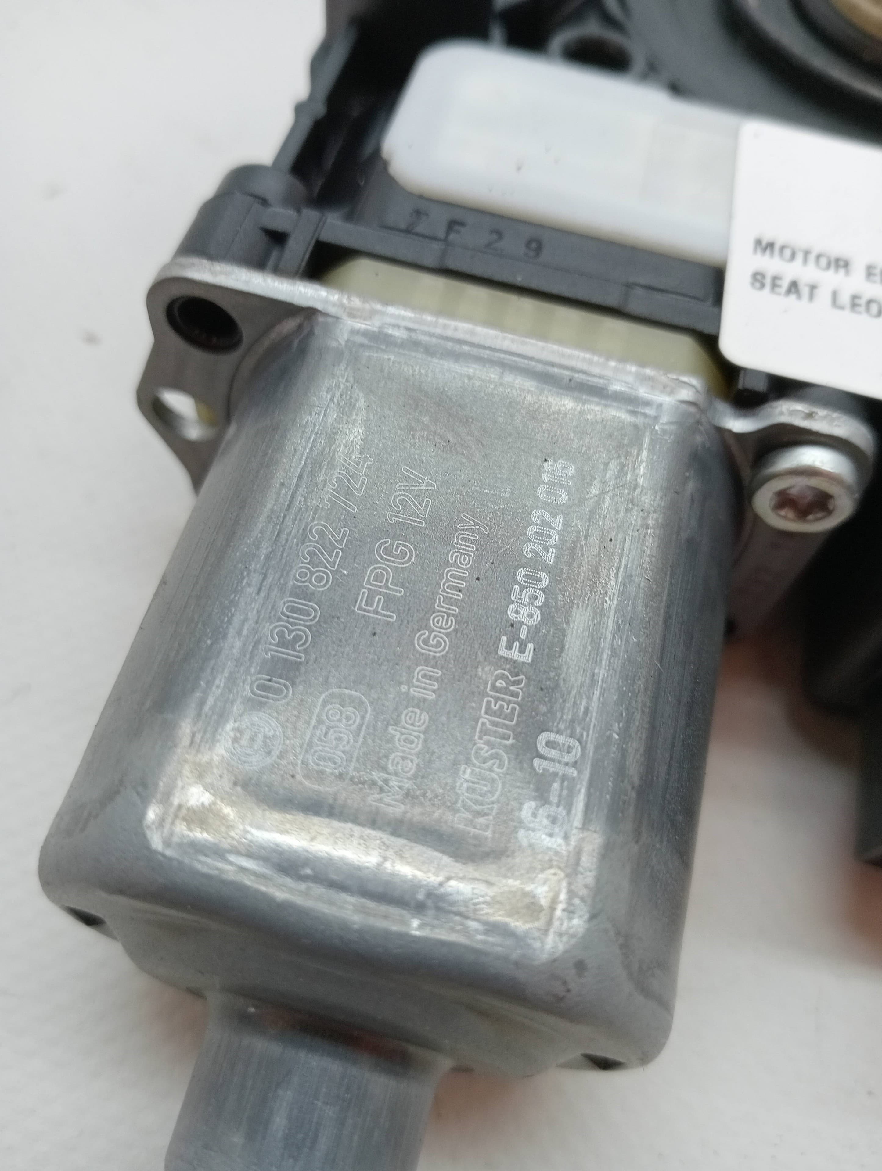 Motor elevalunas trasero derecho SEAT LEON SC (5F5) 3