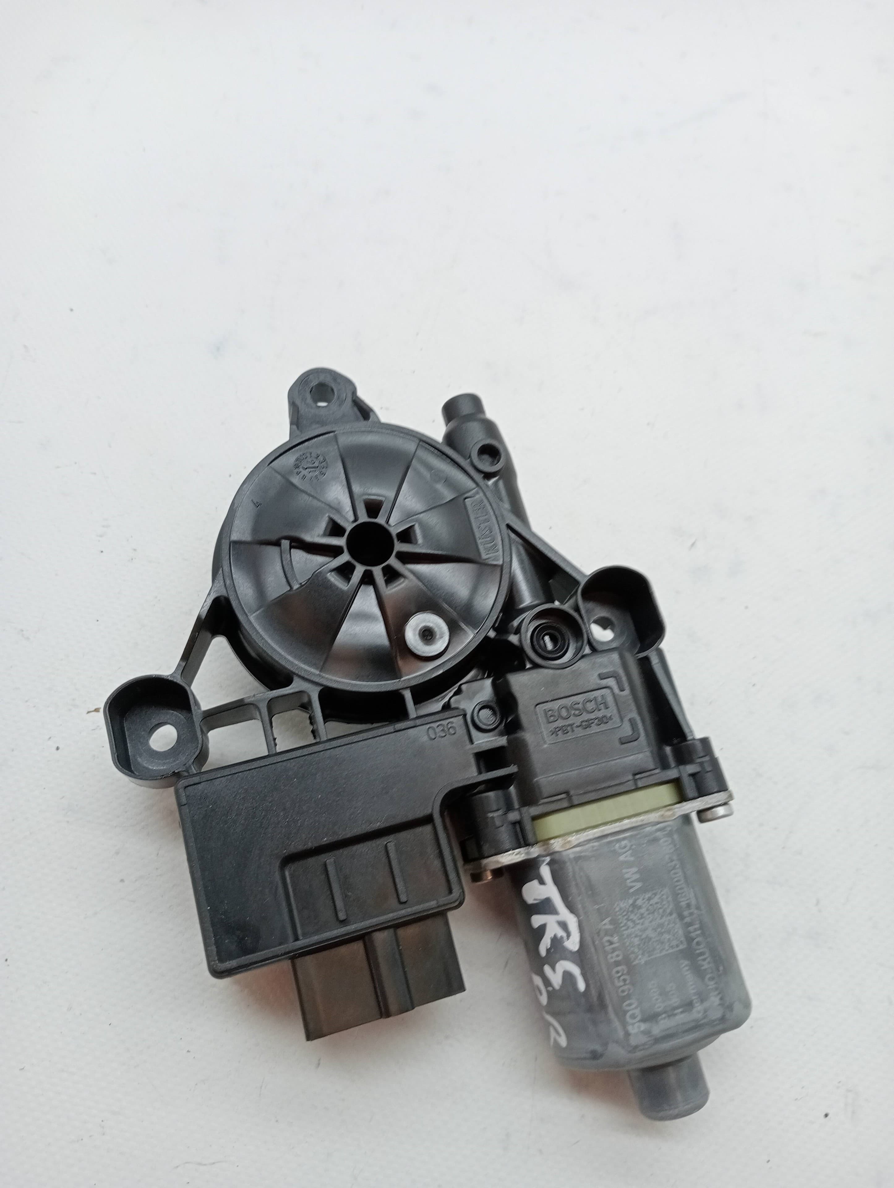 Motor elevalunas trasero derecho SEAT LEON SC (5F5) 2